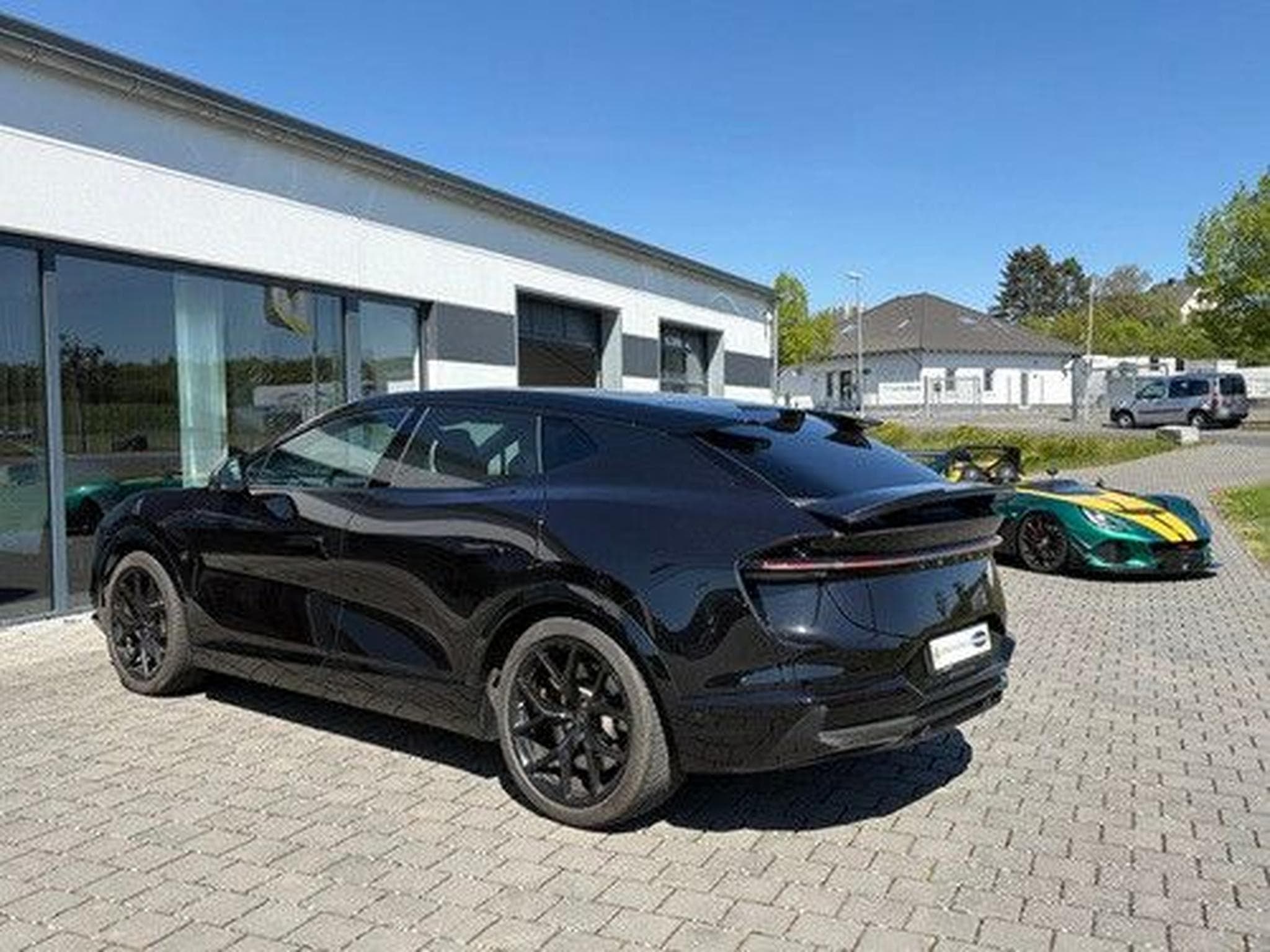 Lotus Eletre Eletre R - 905PS, Komfort-Sitze &amp; Glasdach (2024) - Photo 12