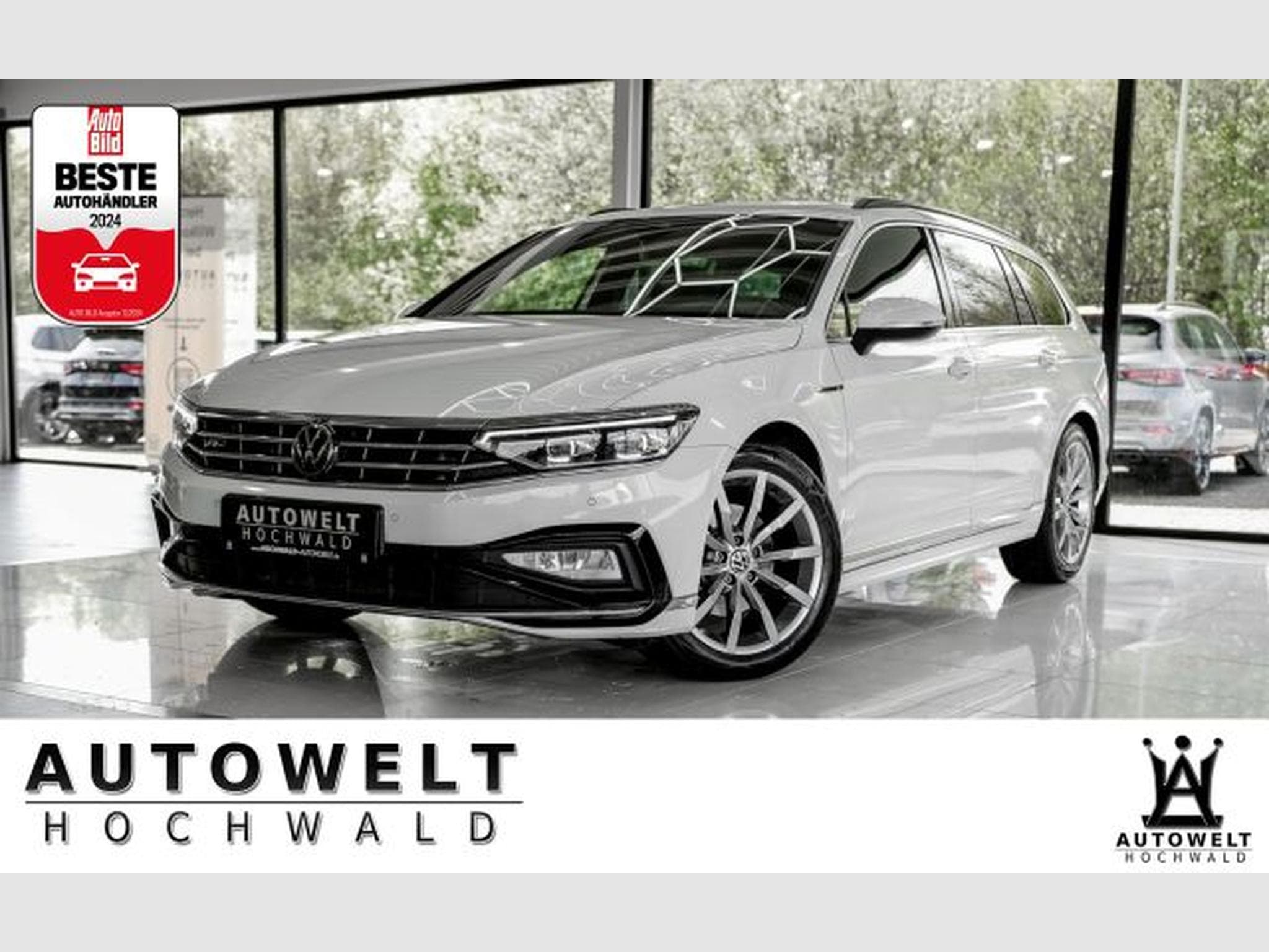 VW Passat Passat 2.0 TDI DSG 3x R-Line IQ-LED AHK PANO RFK (2023) - Photo 1