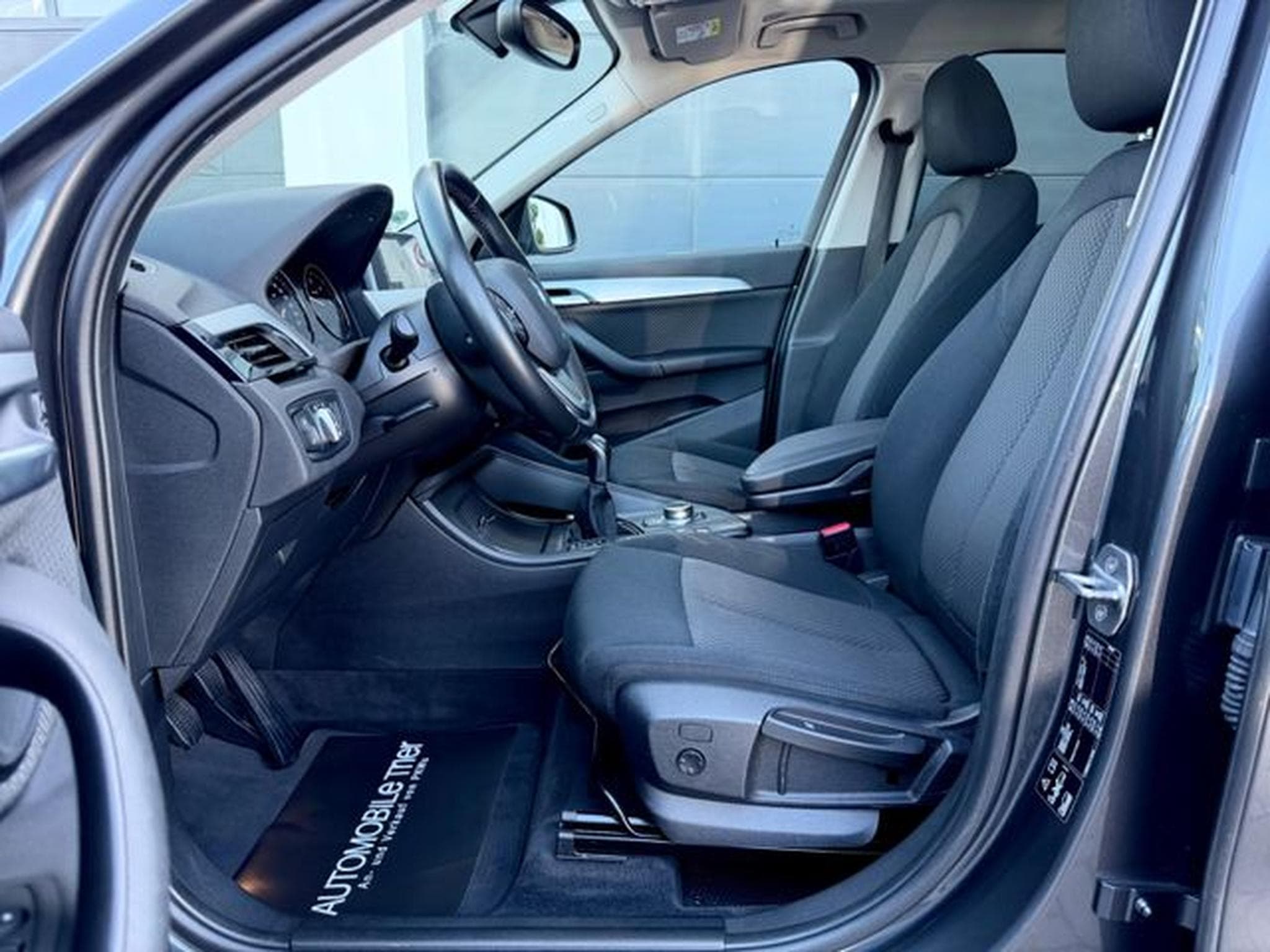 BMW X1 X1 xDrive 18d /NAVI/LED/PANO/AHK/GARANTIE/ (2018) - Photo 9