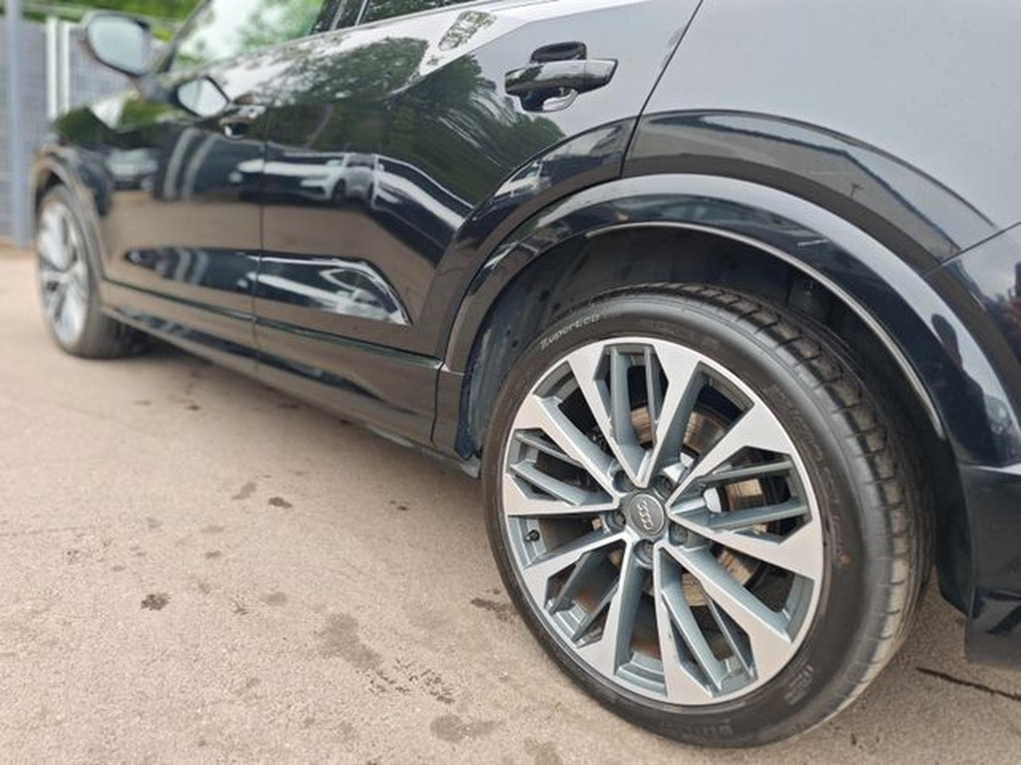 Audi SQ2 SQ2 2.0 TFSI QUATTRO BLACK LINE *AUT*NAVI*LED* (2020) - Foto 10