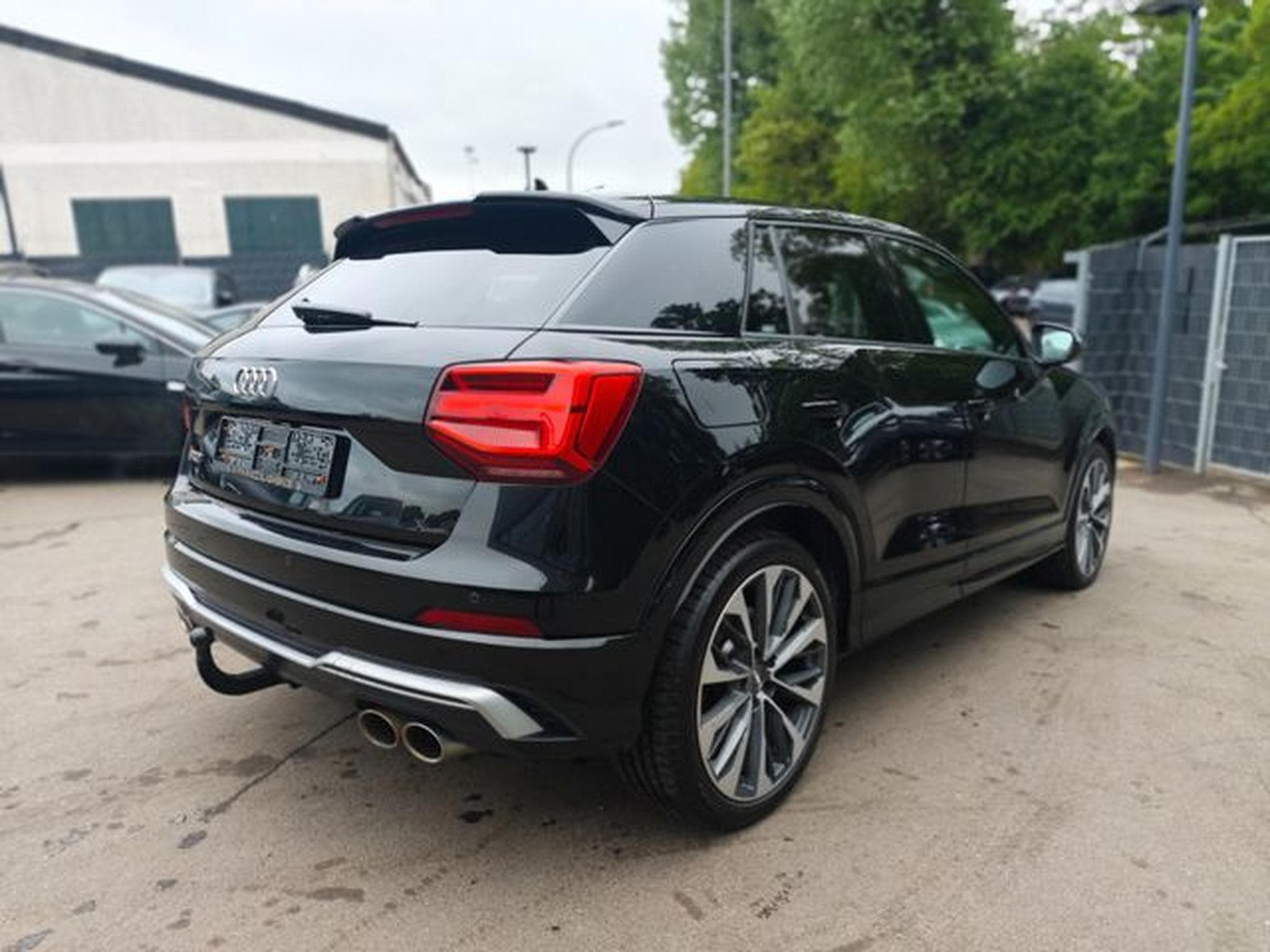 Audi SQ2 SQ2 2.0 TFSI QUATTRO BLACK LINE *AUT*NAVI*LED* (2020) - Foto 6