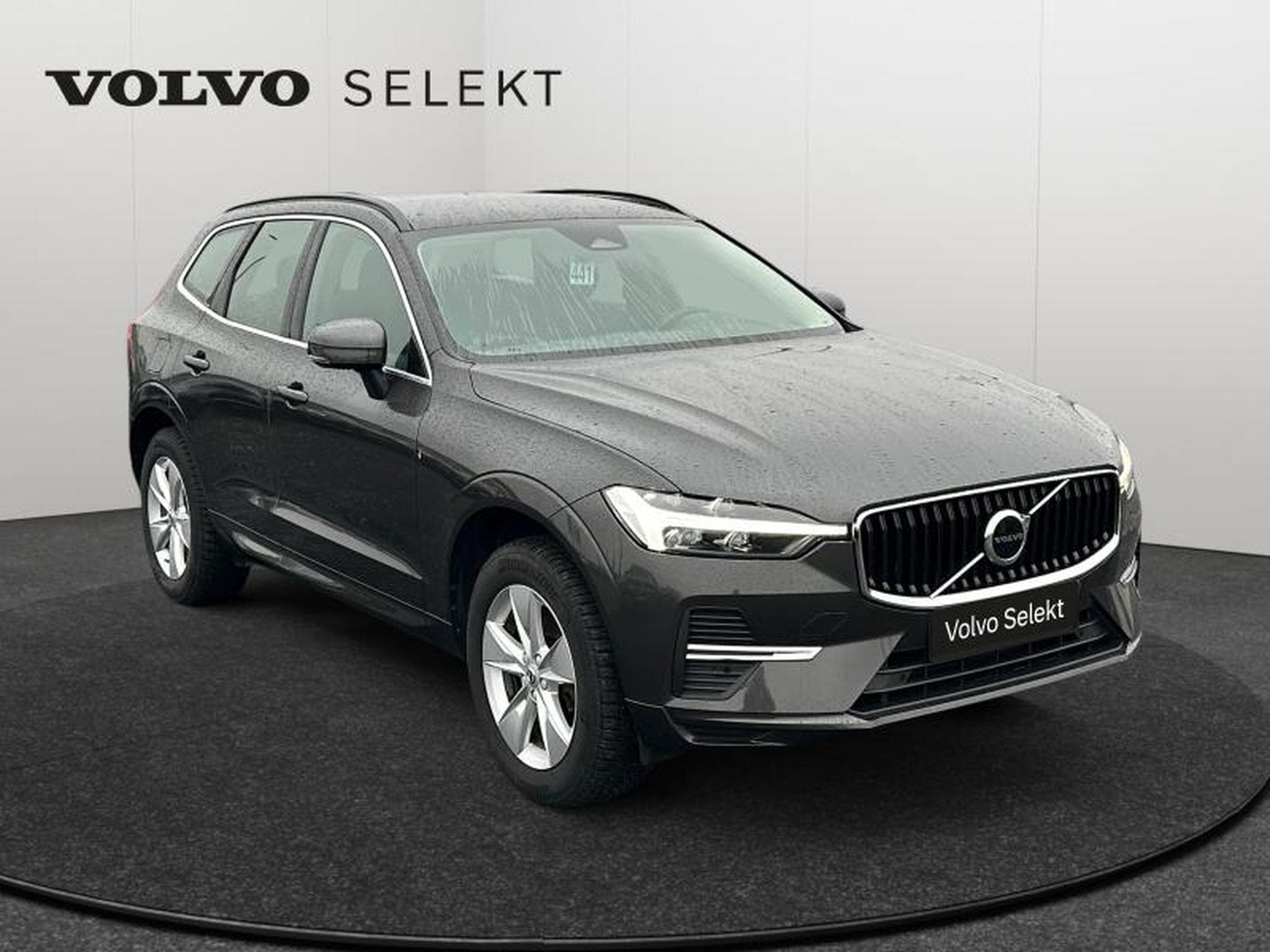 Volvo XC60 B4 Core / Diesel (2023) - Photo 8