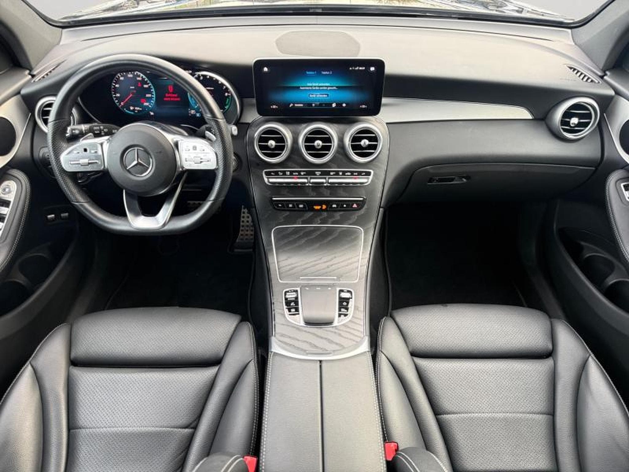 Mercedes GLC 300 e 4MATIC AMG LINE / Hybride (2022) - Photo 2