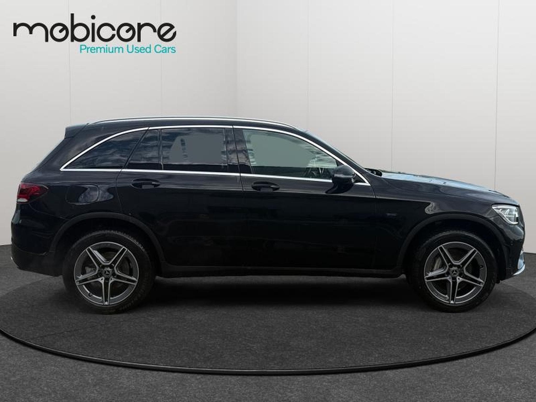 Mercedes GLC 300 e 4MATIC AMG LINE / Hybride (2022) - Photo 7