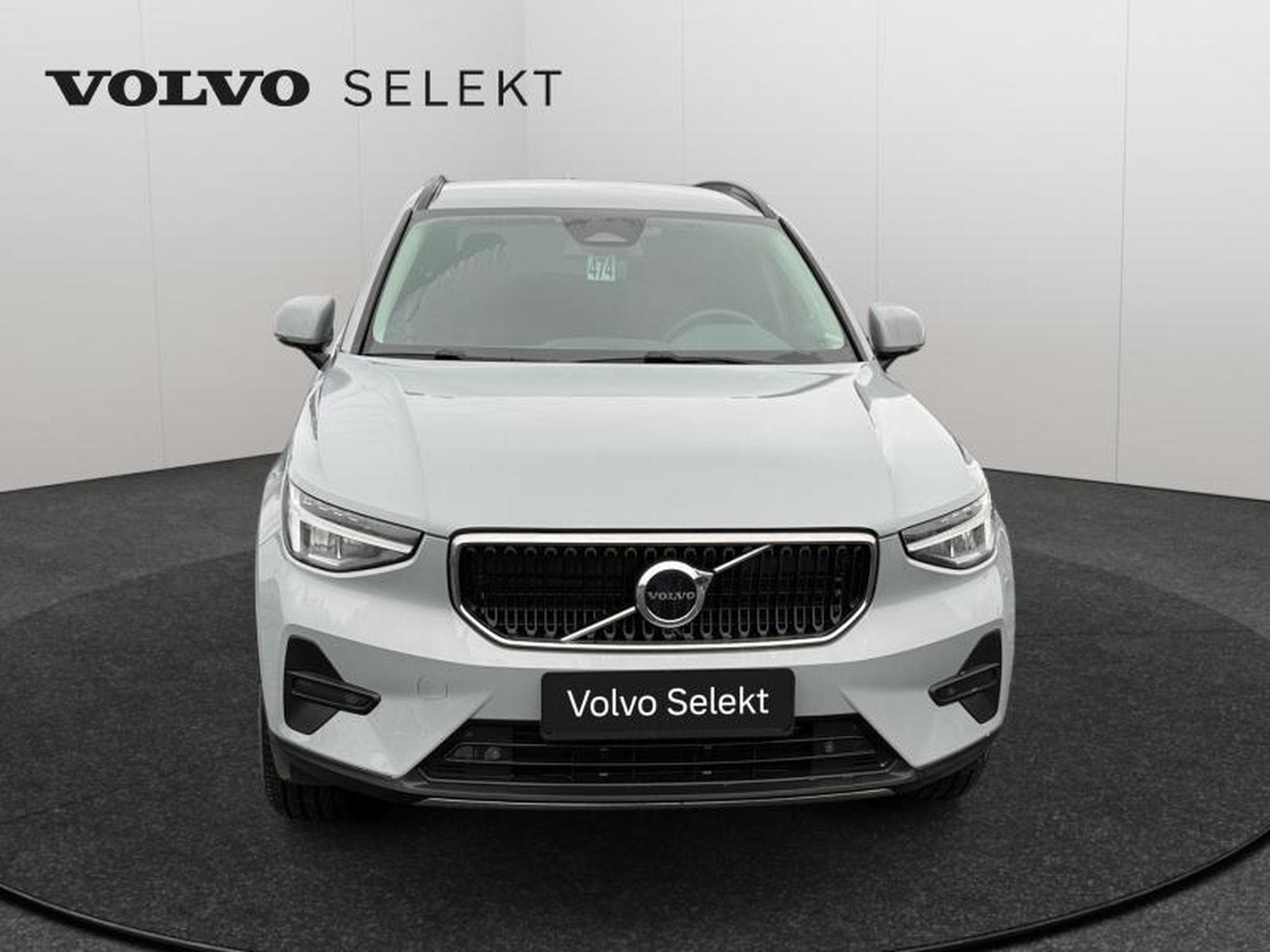 Volvo XC40 B3 Core / Essence (2023) - Photo 9