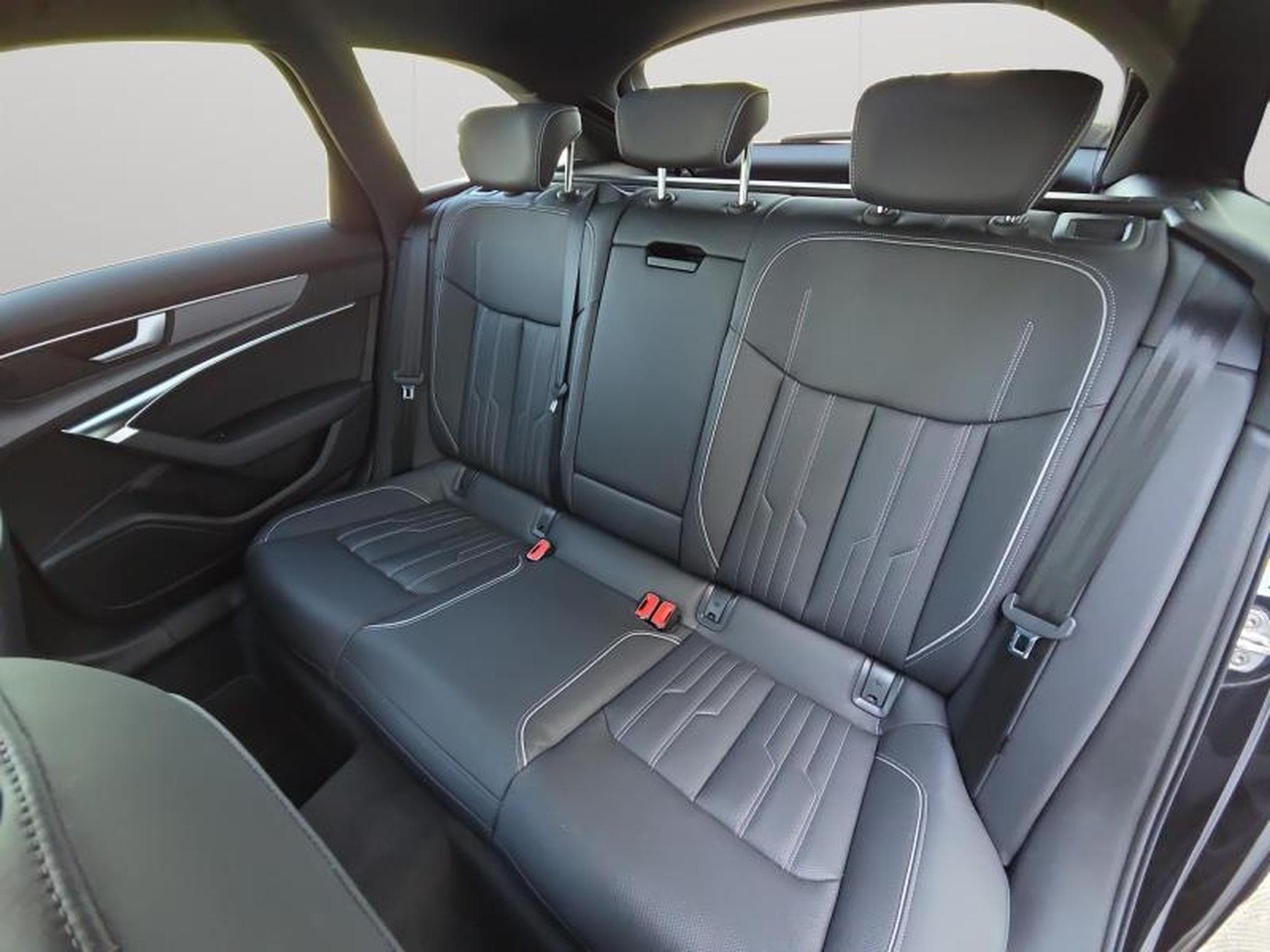 Audi A6 Allroad Quattro 50TDI / Diesel (2023) - Photo 11