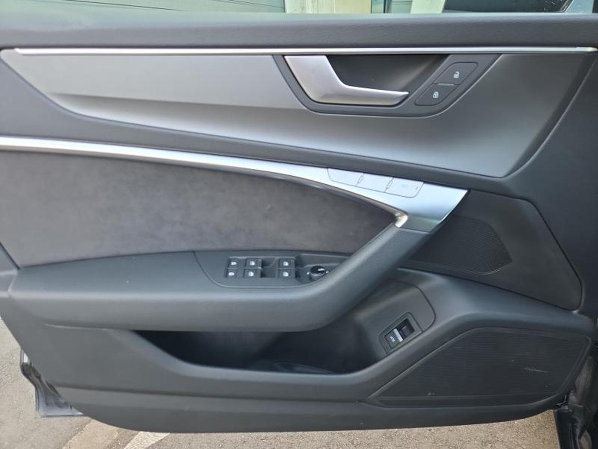 Audi A6 Allroad Quattro 50TDI / Diesel (2023) - Photo 19