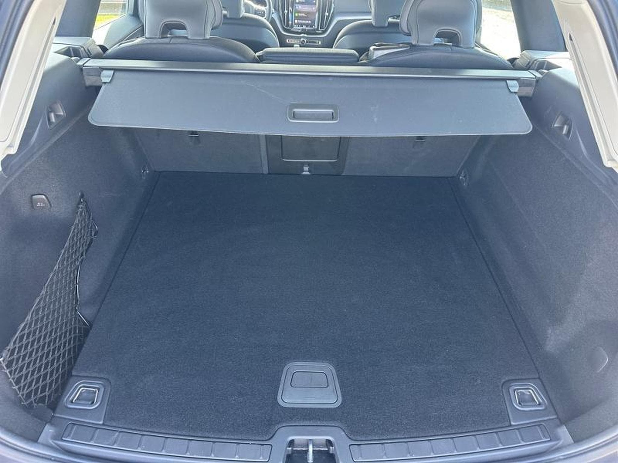 Volvo XC60 B4 Core / Diesel (2023) - Photo 19