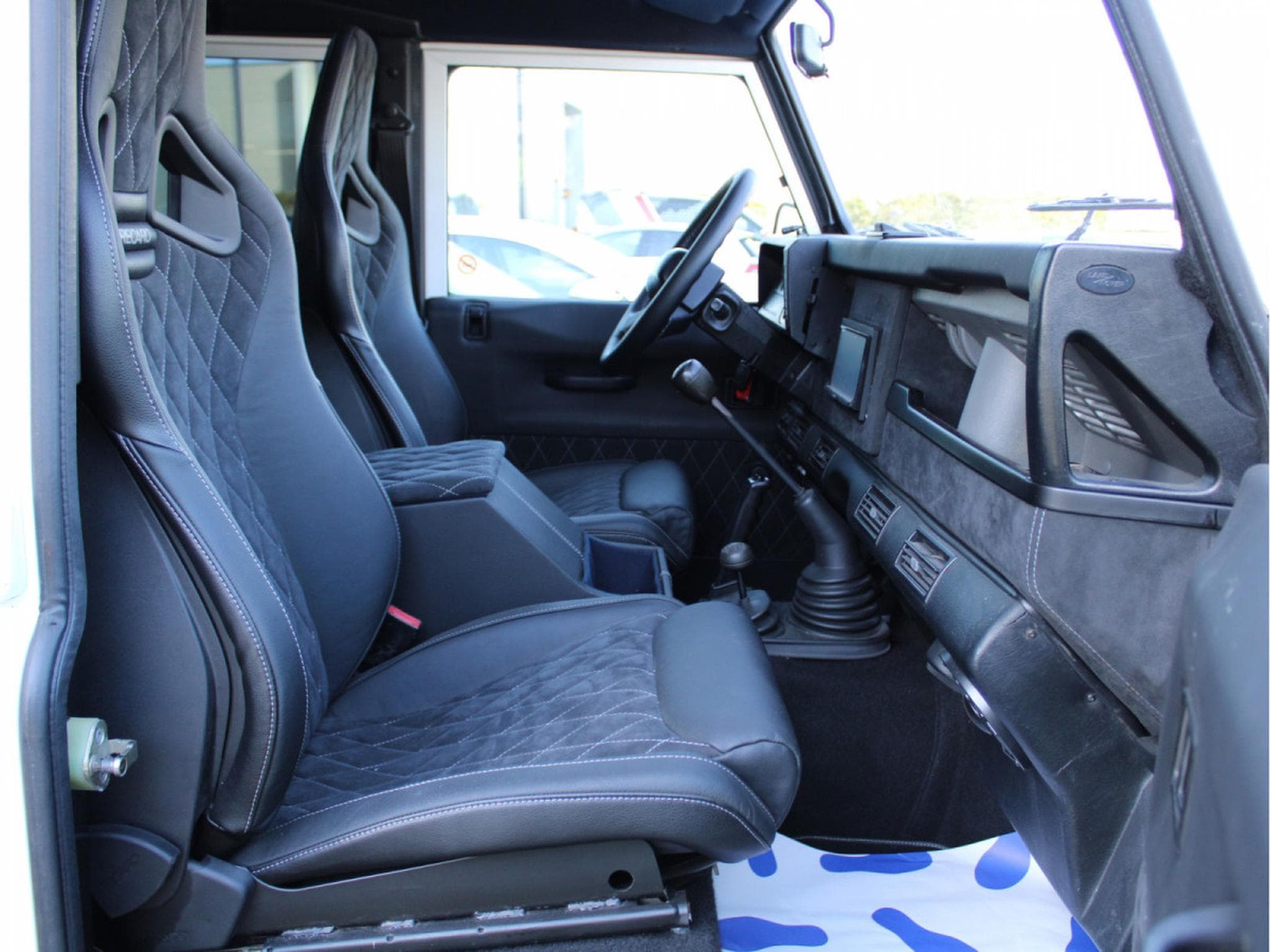 Land-Rover Defender 110 2.5 Td5 SW (2001) - Photo 5