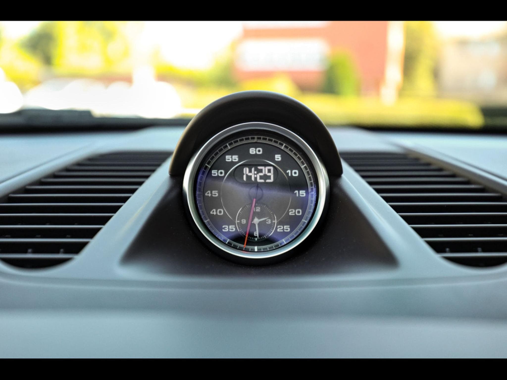 Porsche 911 .2 911 CARRERA S CABRIOLET PDK – WHITE (2016) - Photo 20