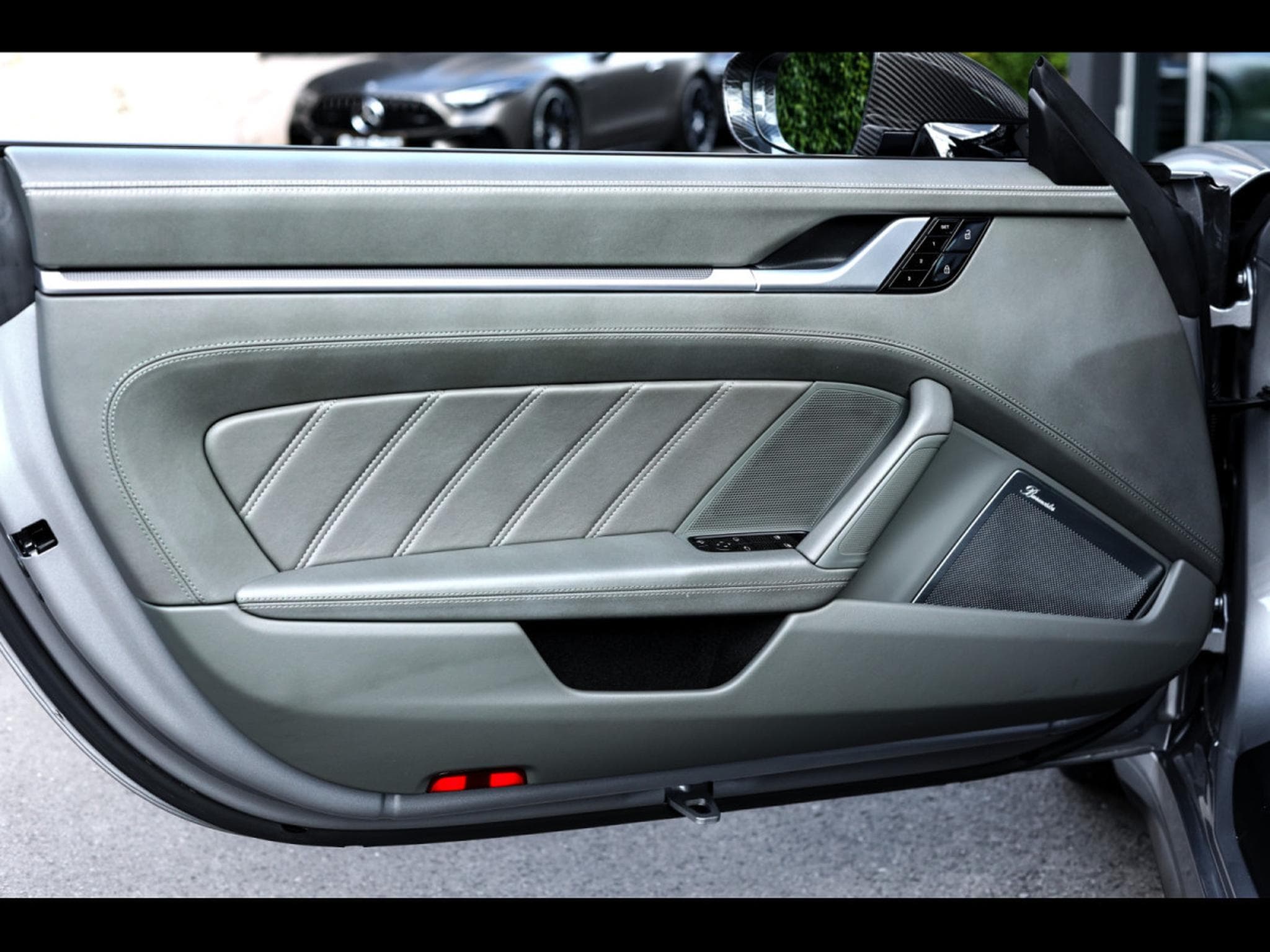 Porsche 911 (992.1) TURBO S COUPE PDK – GT-SILVER – IMMAT FR. - PORSCHE (2020) - Foto 9