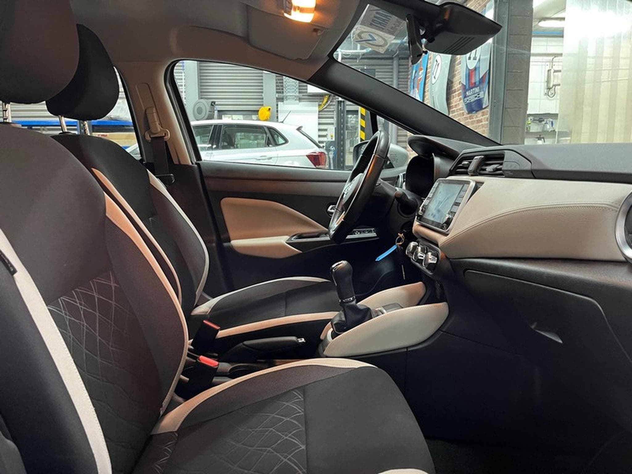 Nissan Micra Micra 1.0IG-T MAN 100cv N-CONNECTA (2020) - Photo 8