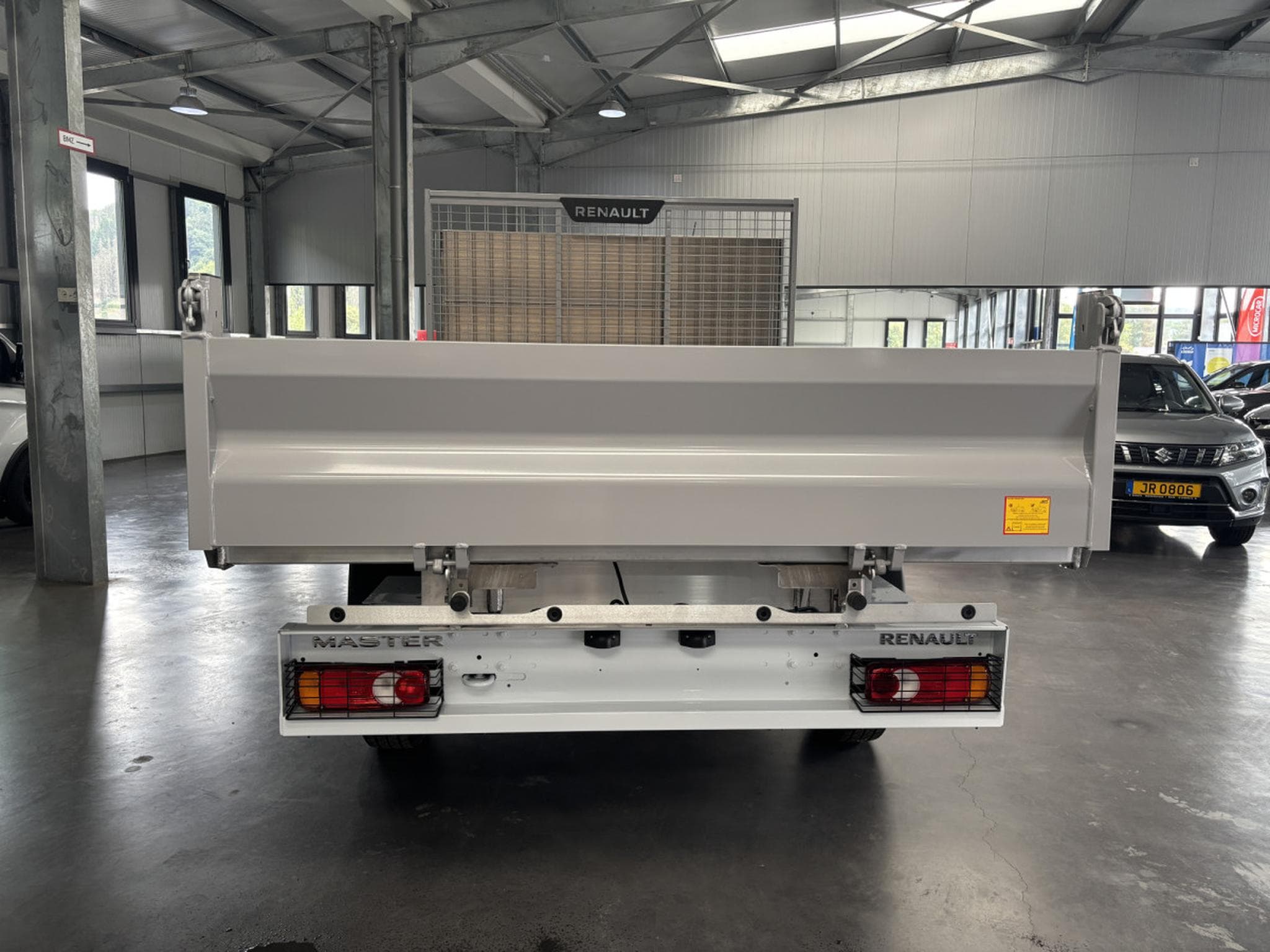 Renault Master 2.0 dCi 150ch BENNE BASCULANTE (2026) - Photo 4