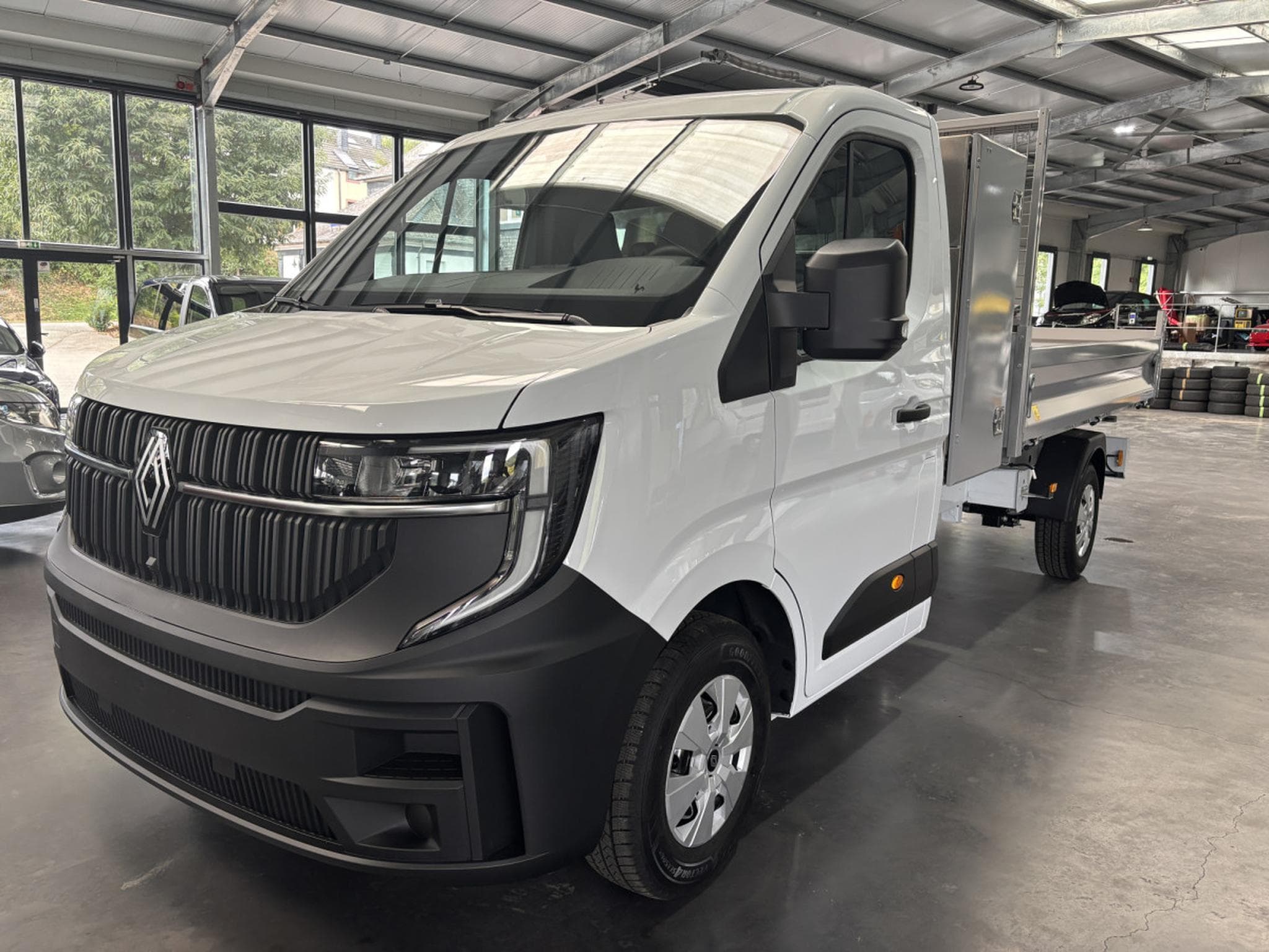 Renault Master 2.0 dCi 150ch BENNE BASCULANTE (2026) - Photo 6