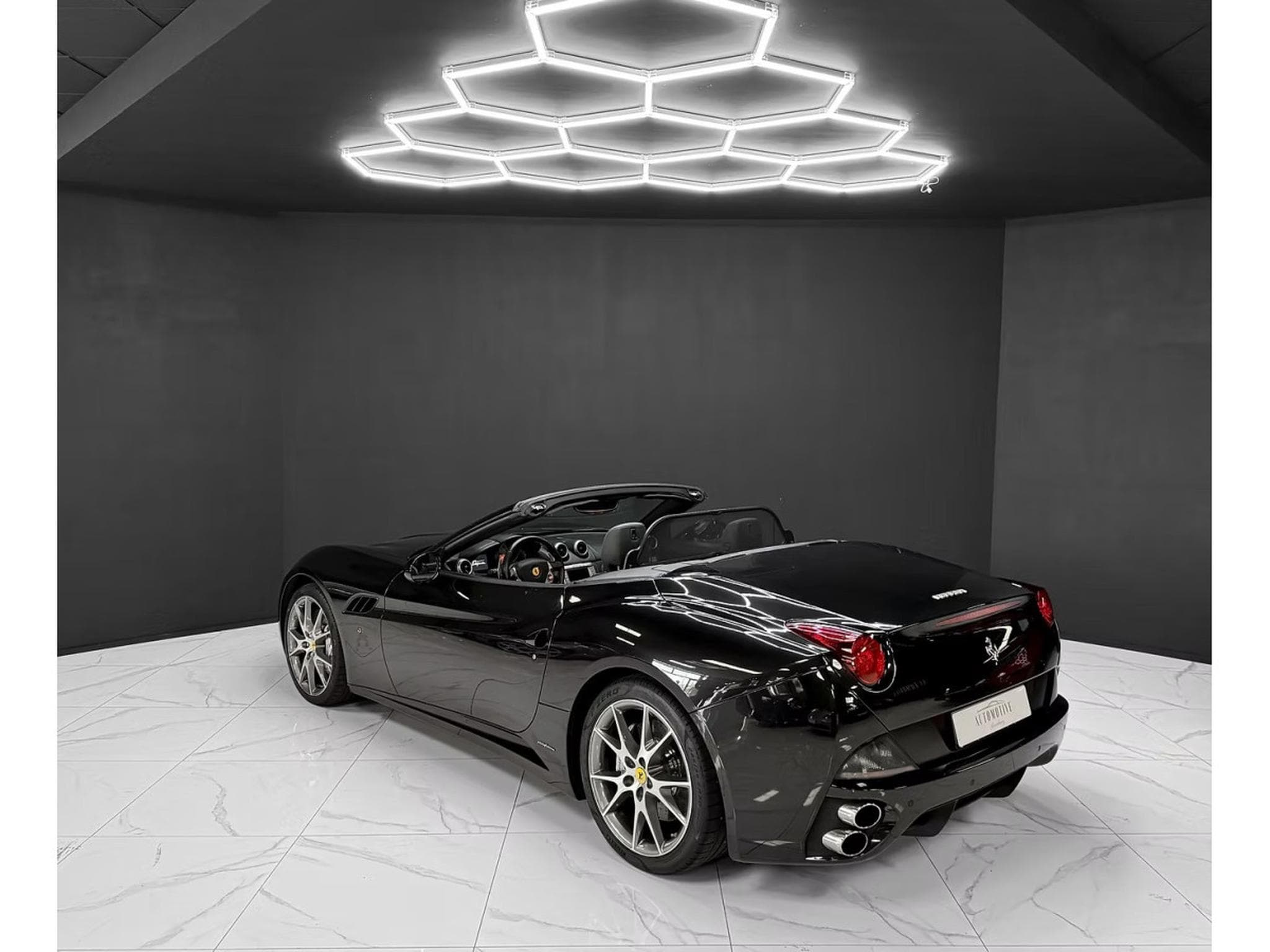 Ferrari California V8 4.3 (2010) - Photo 3
