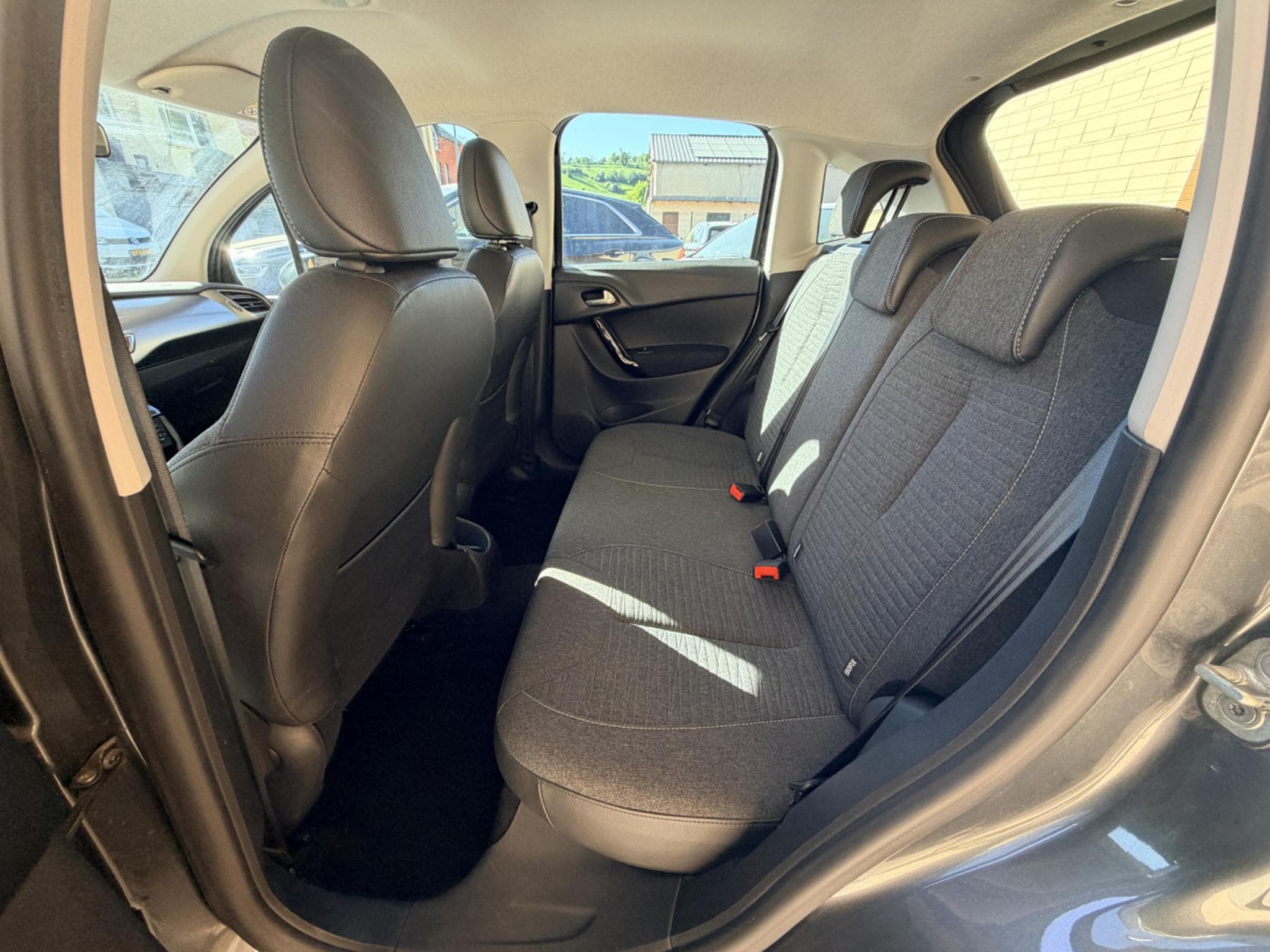 Citroën C3 1.2 ESSENCE 82CV (2016) - Photo 11