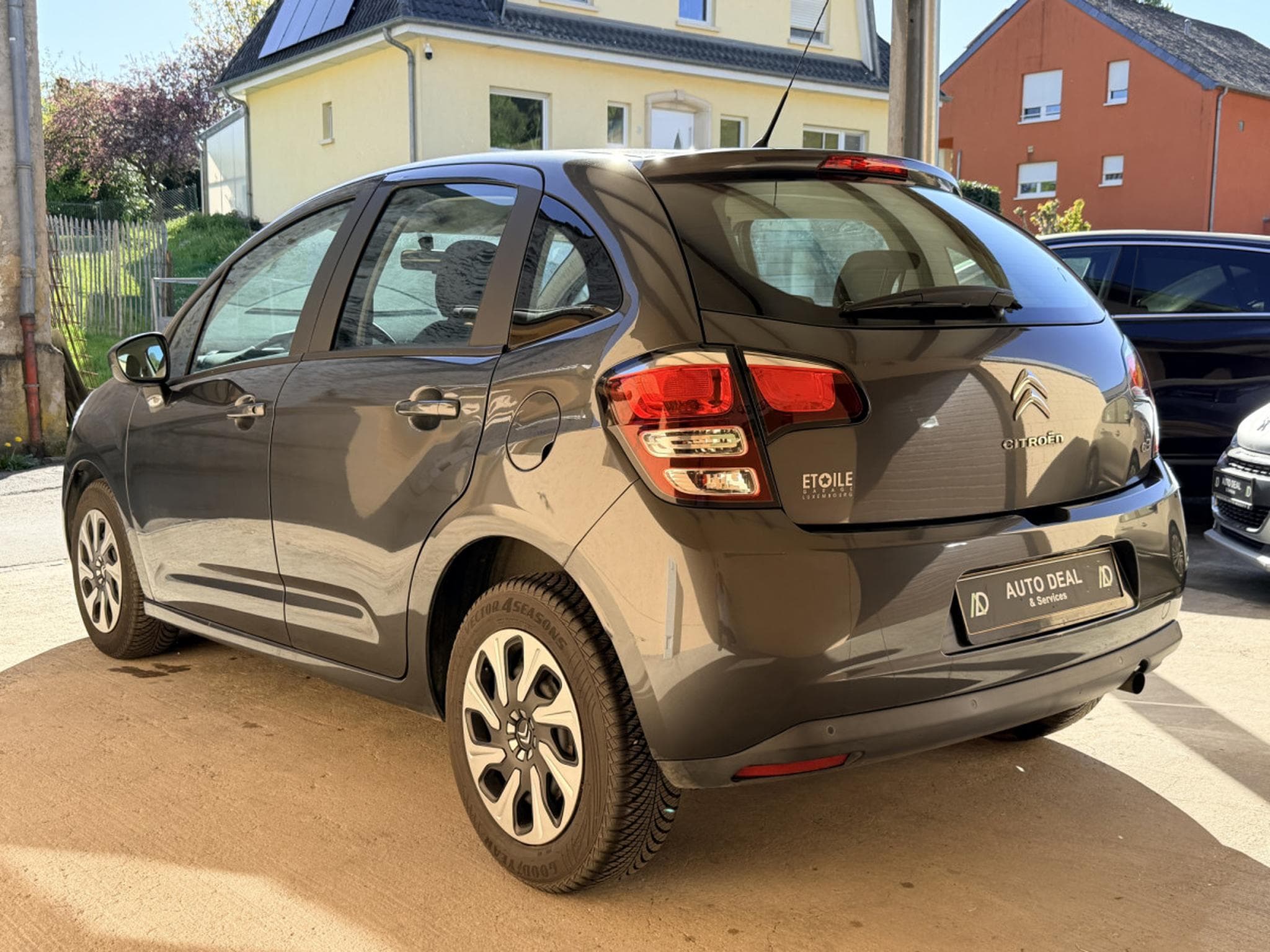 Citroën C3 1.2 ESSENCE 82CV (2016) - Photo 4