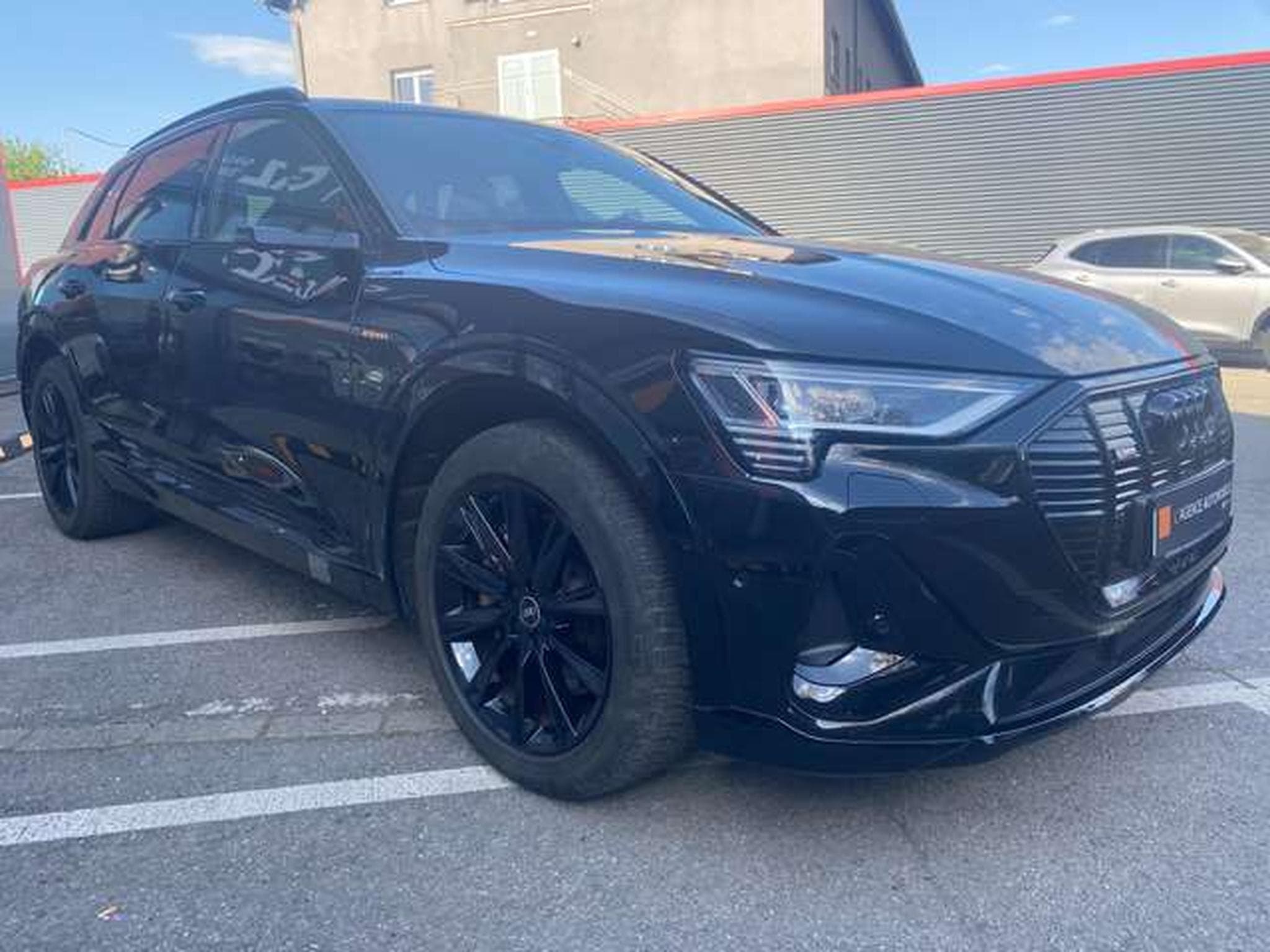 Audi e-tron Q8 e-tron 50 quattro S line (2020) - Photo 4