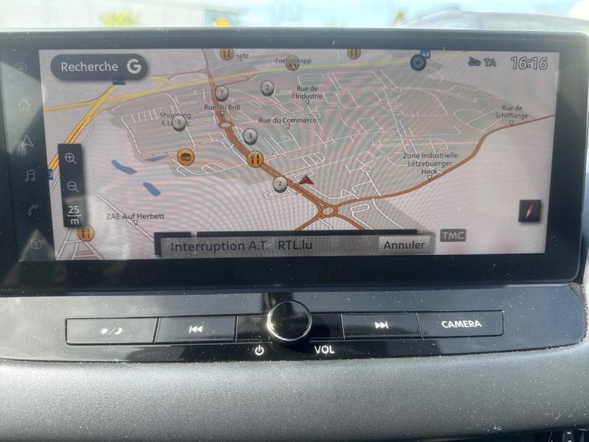 Nissan Qashqai TEKNA (2023) - Photo 13