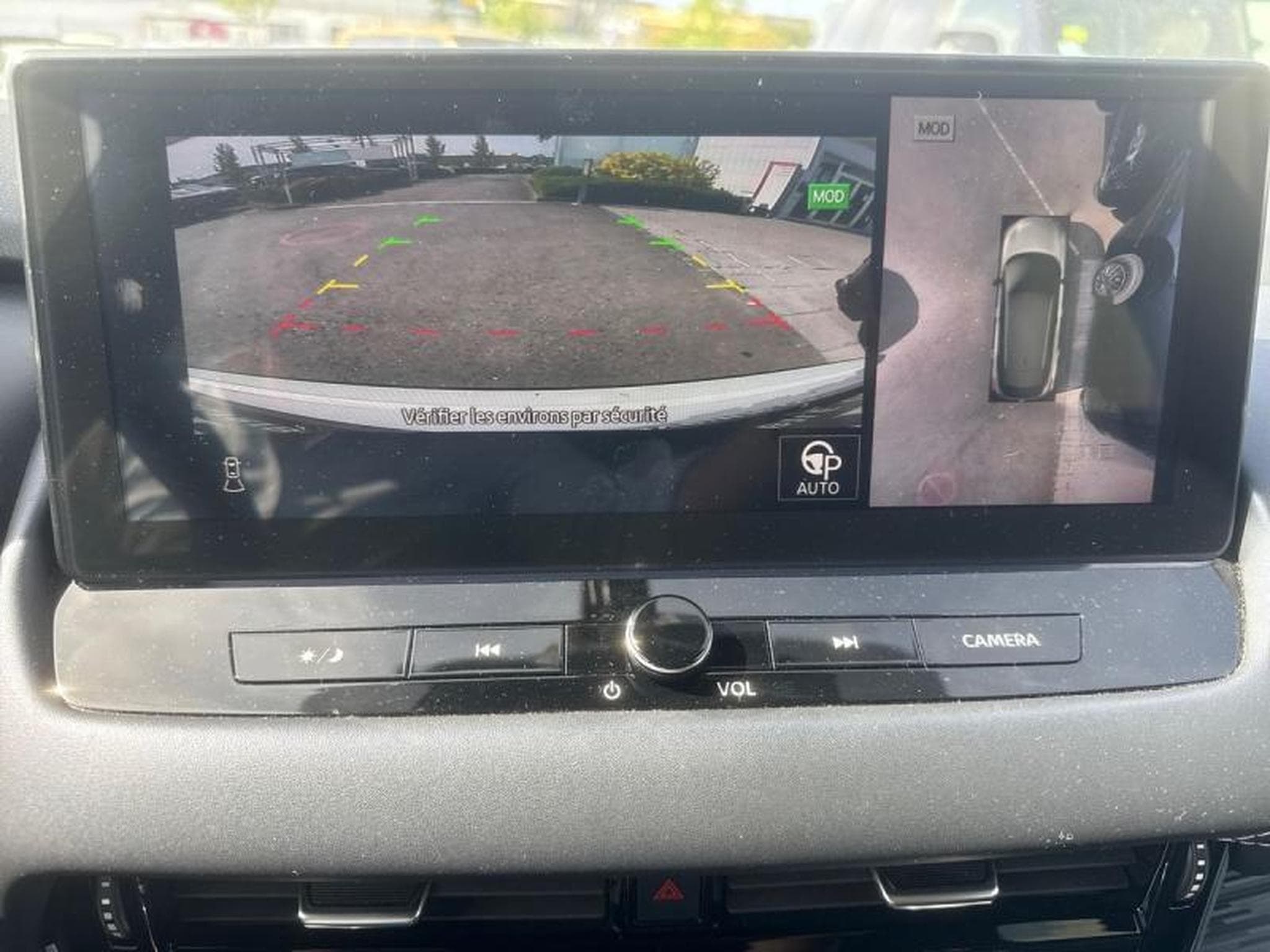 Nissan Qashqai TEKNA (2023) - Photo 14