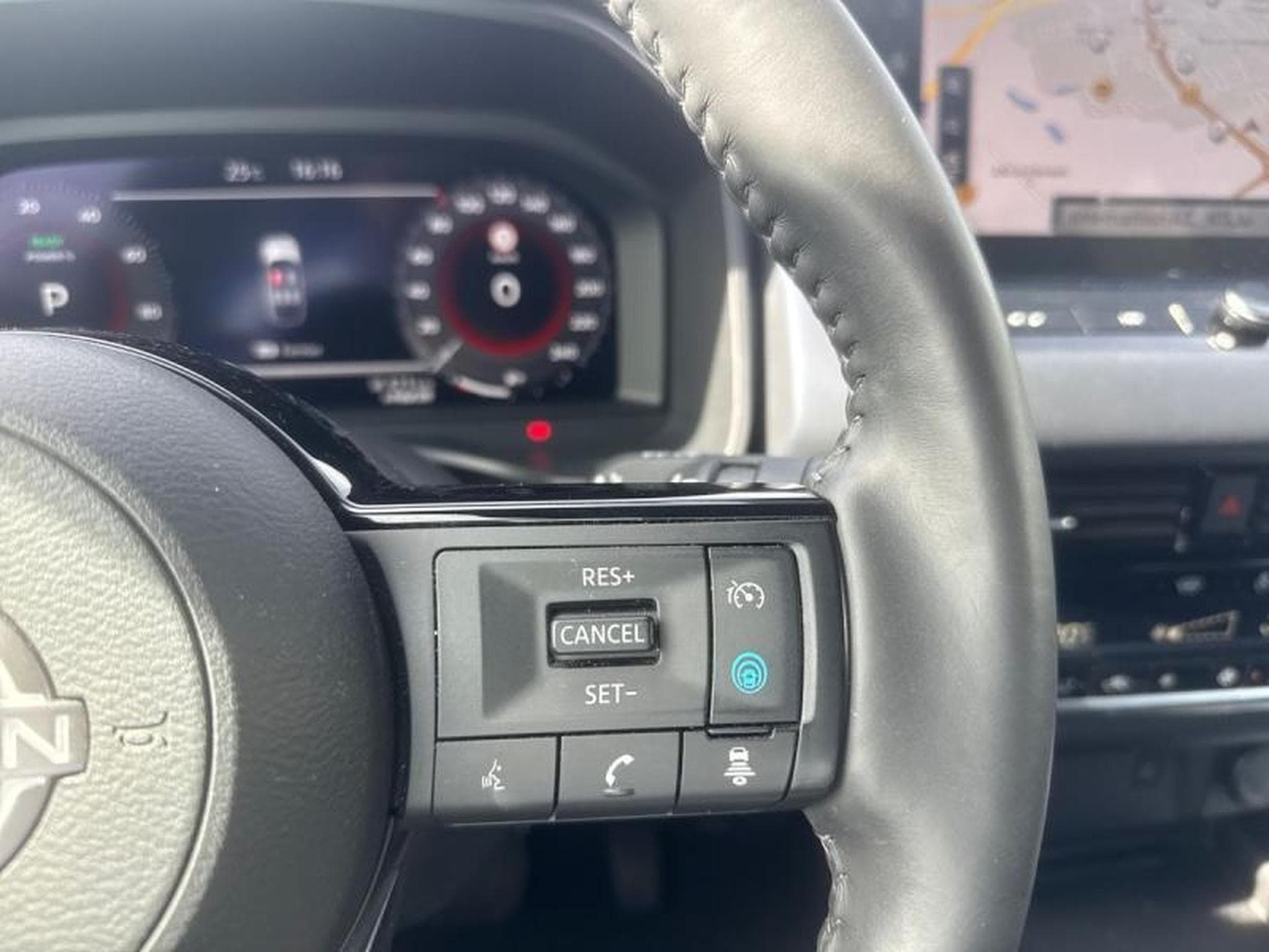 Nissan Qashqai TEKNA (2023) - Photo 19