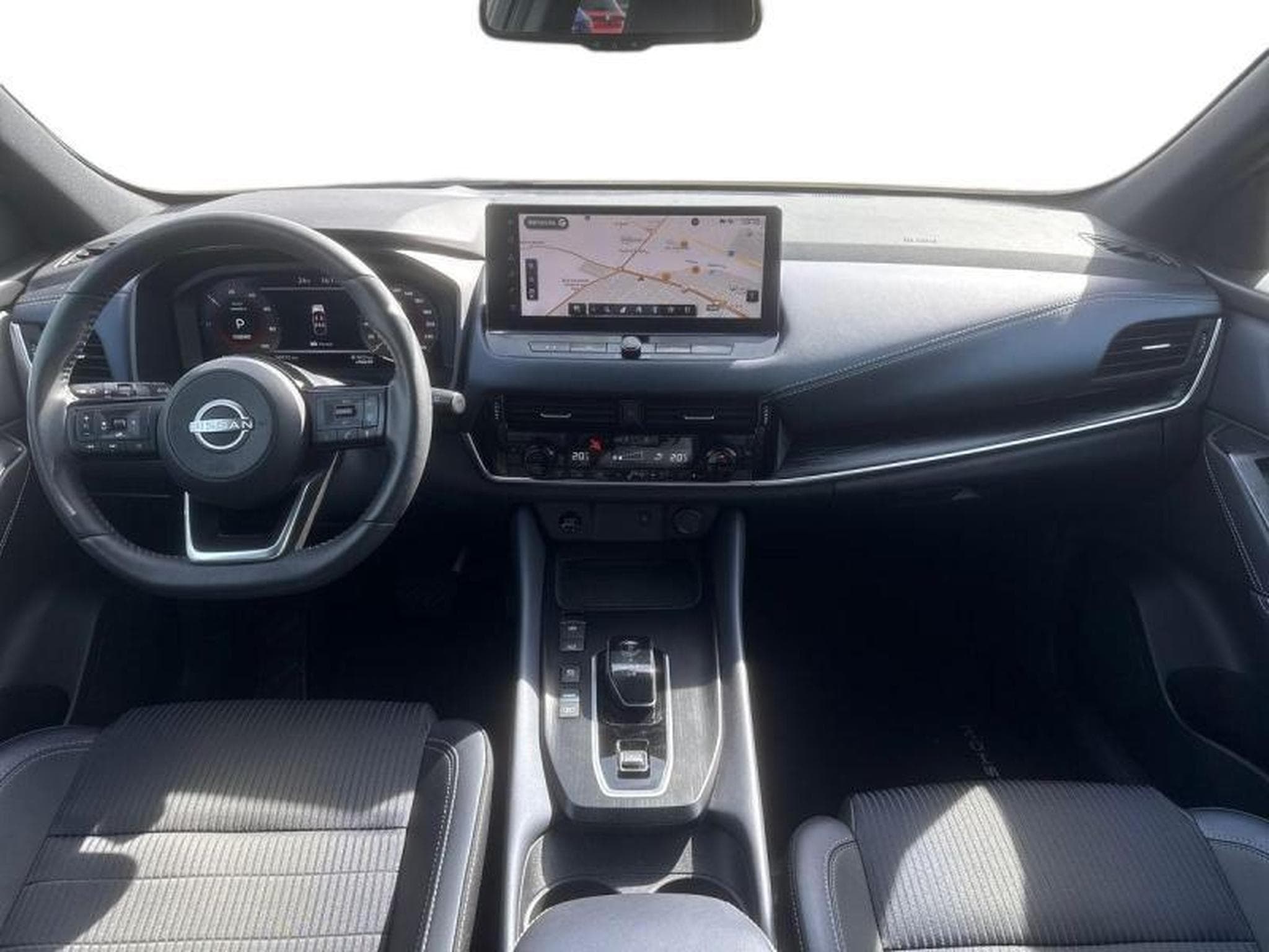 Nissan Qashqai TEKNA (2023) - Photo 2
