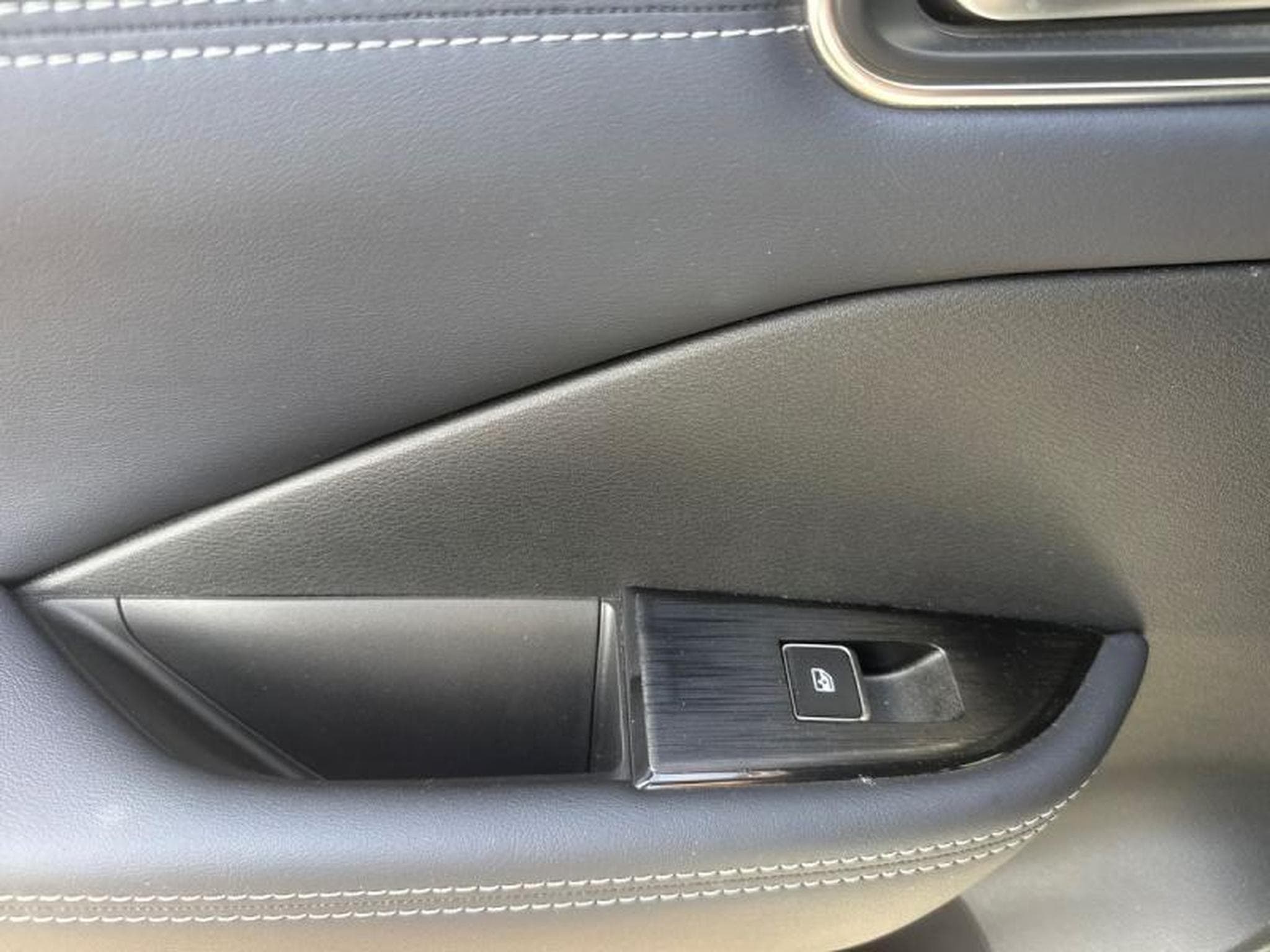 Nissan Qashqai TEKNA (2023) - Photo 23