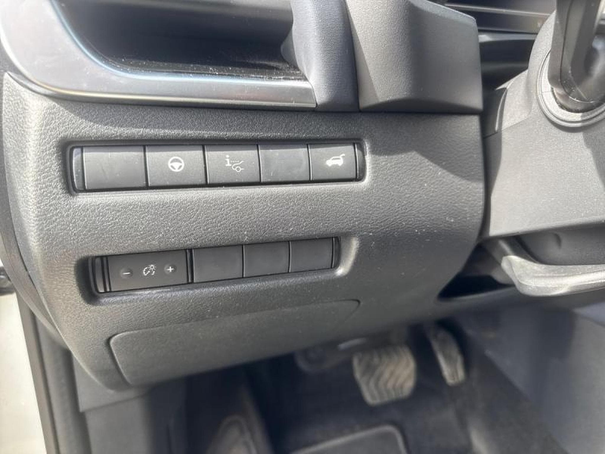 Nissan Qashqai TEKNA (2023) - Photo 24