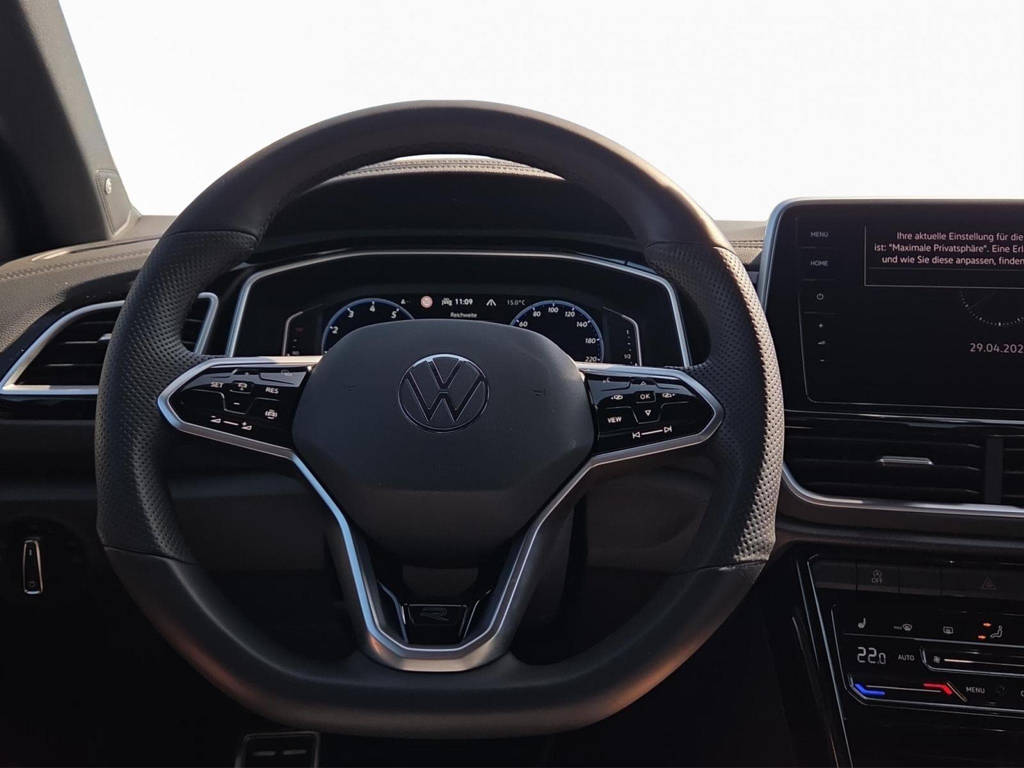 VW T-Roc R-Line+DSG+4M+RearView (2022) - Foto 10