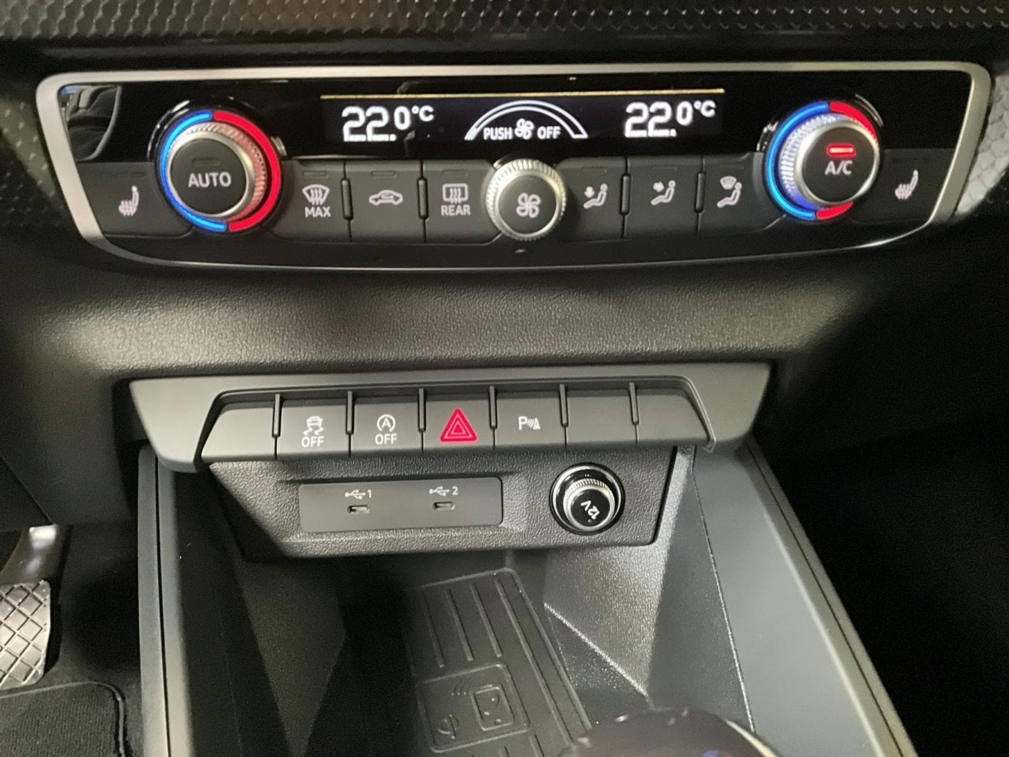 Audi A1 SB+S-Line+30TFSI+S-Tronic (2025) - Photo 19