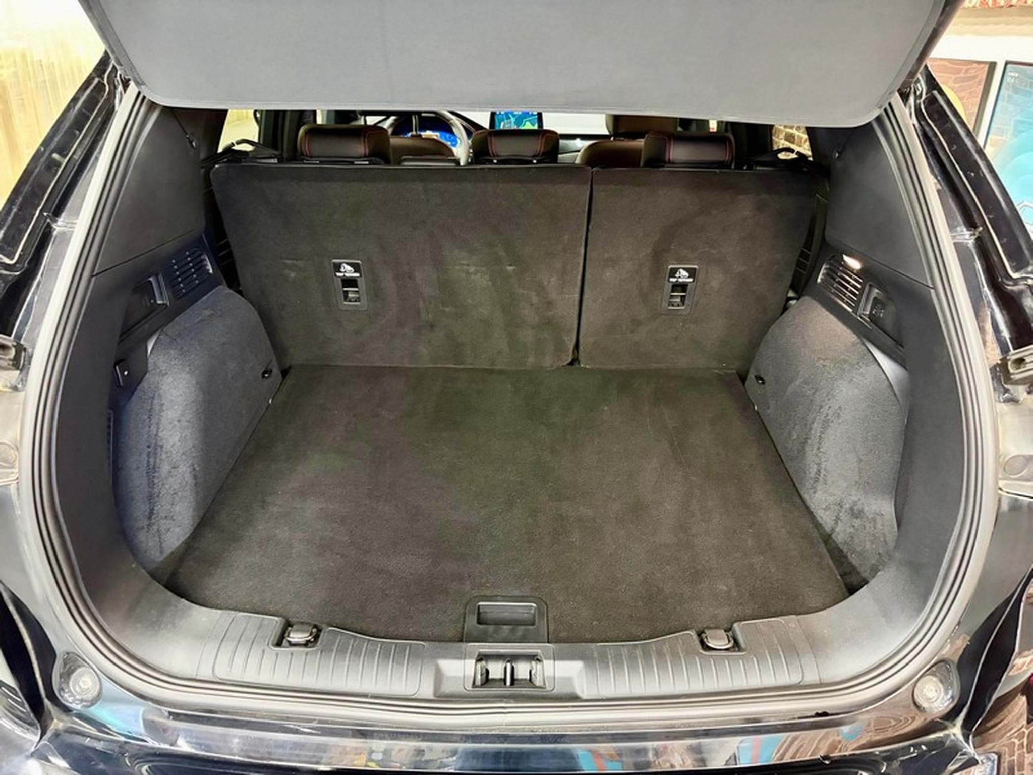 Ford Kuga Kuga 2.0 EcoBlue 150cv ST-LINE X (2022) - Photo 7