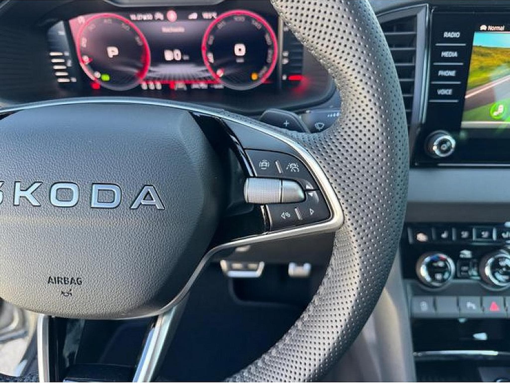 Skoda Karoq (2026) - Photo 13