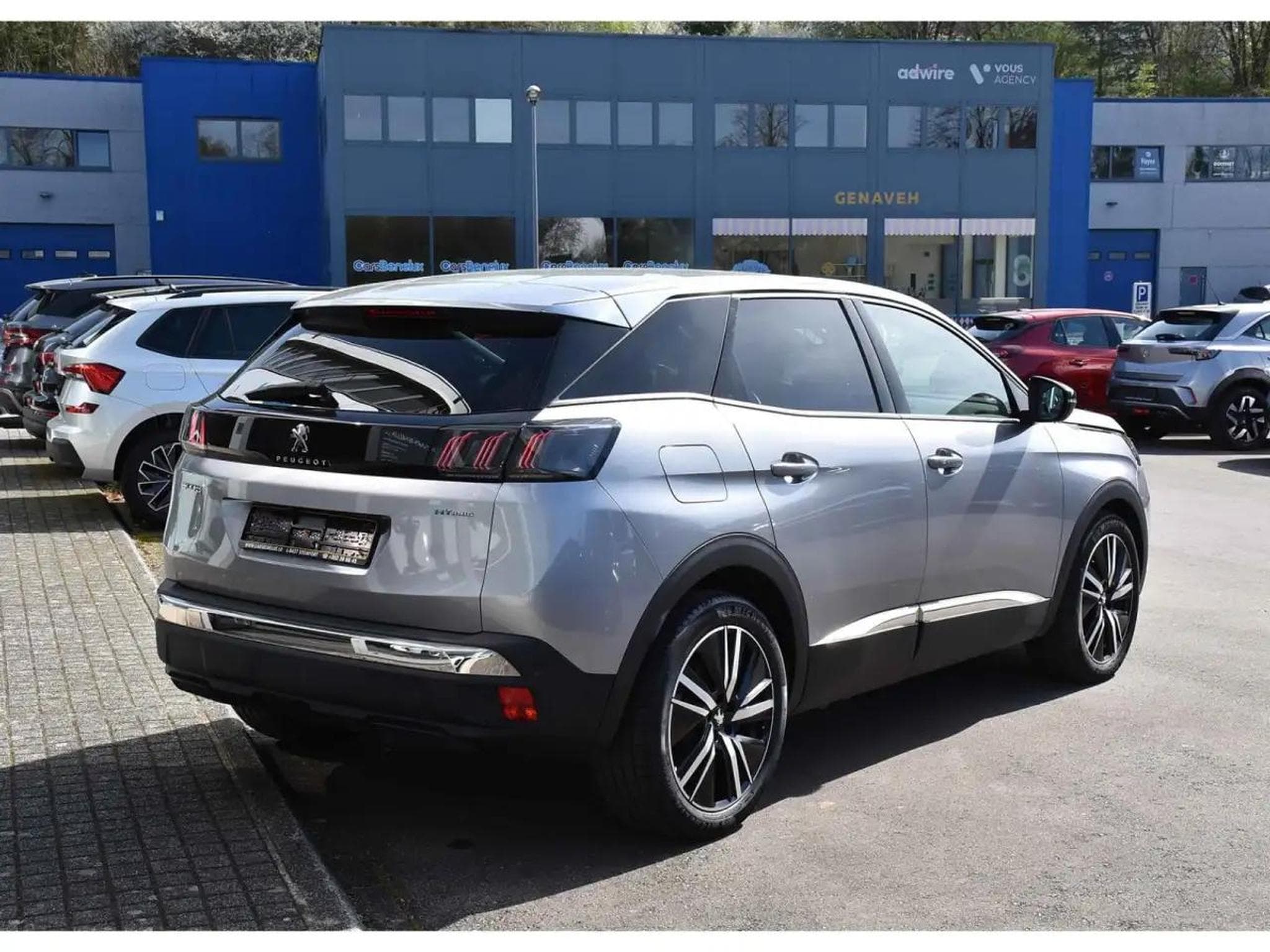 Peugeot 3008 (2024) - Photo 4