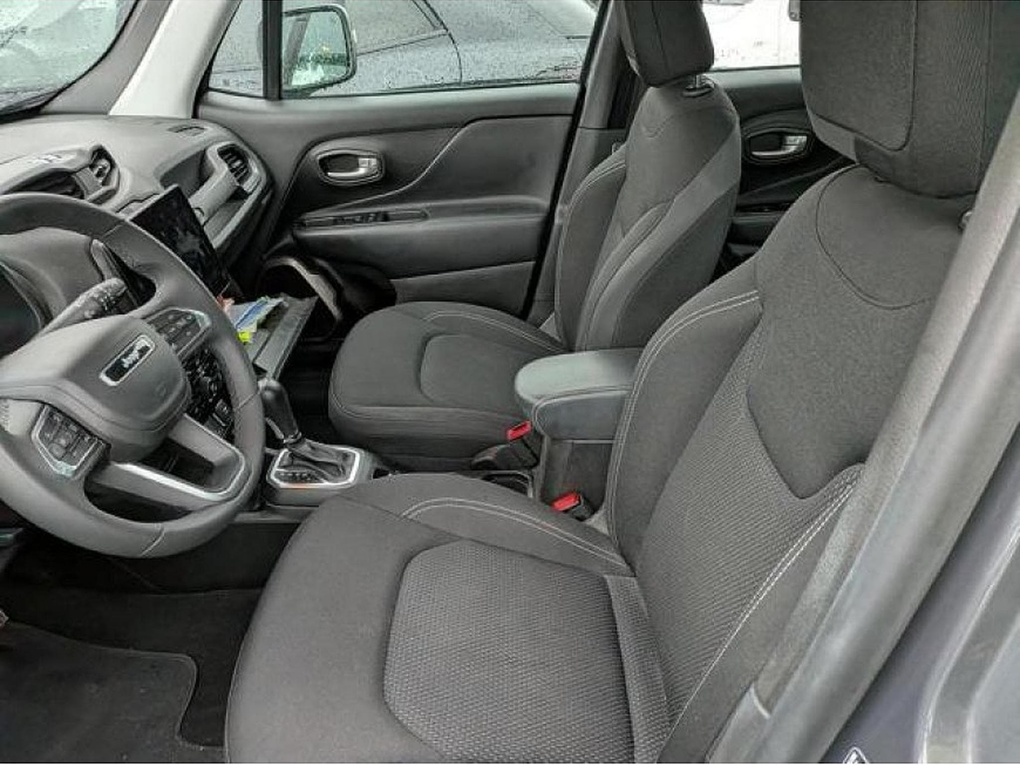 Jeep Renegade (2026) - Foto 10