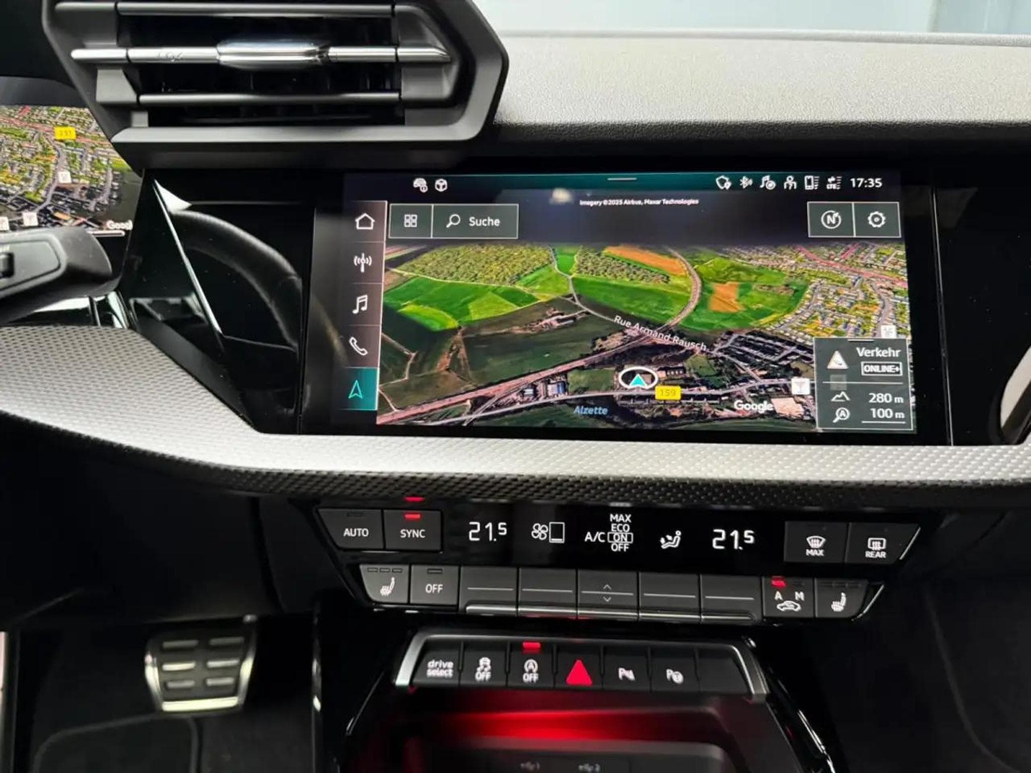 Audi RS3 (2024) - Photo 12