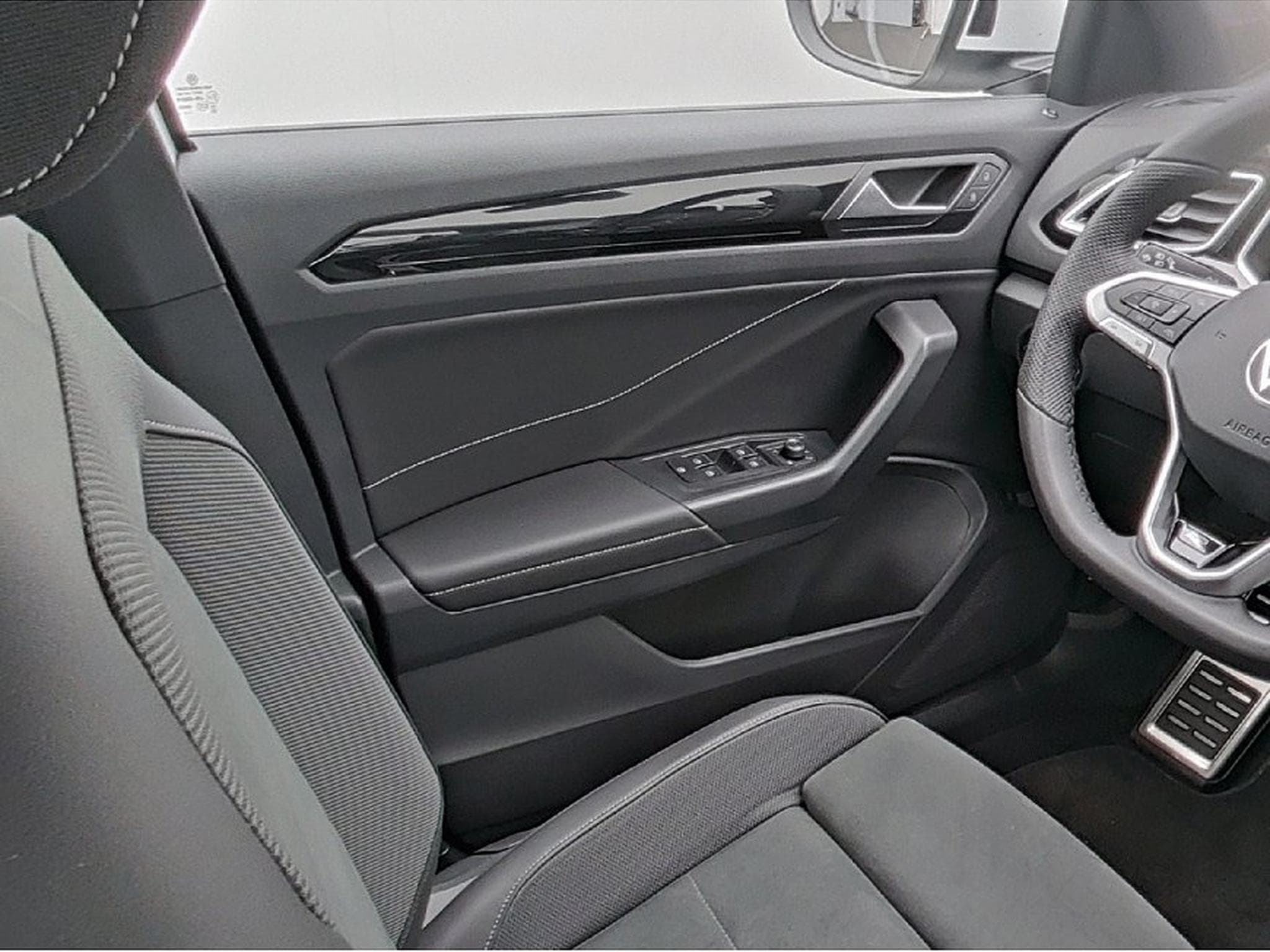 VW T-Roc (2025) - Foto 11