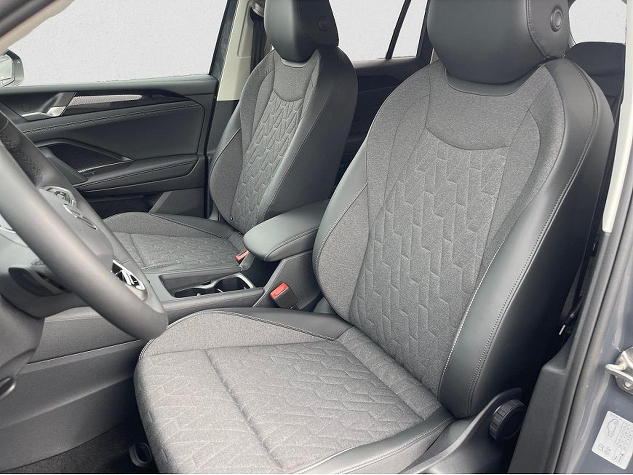 VW Tiguan (2026) - Photo 7