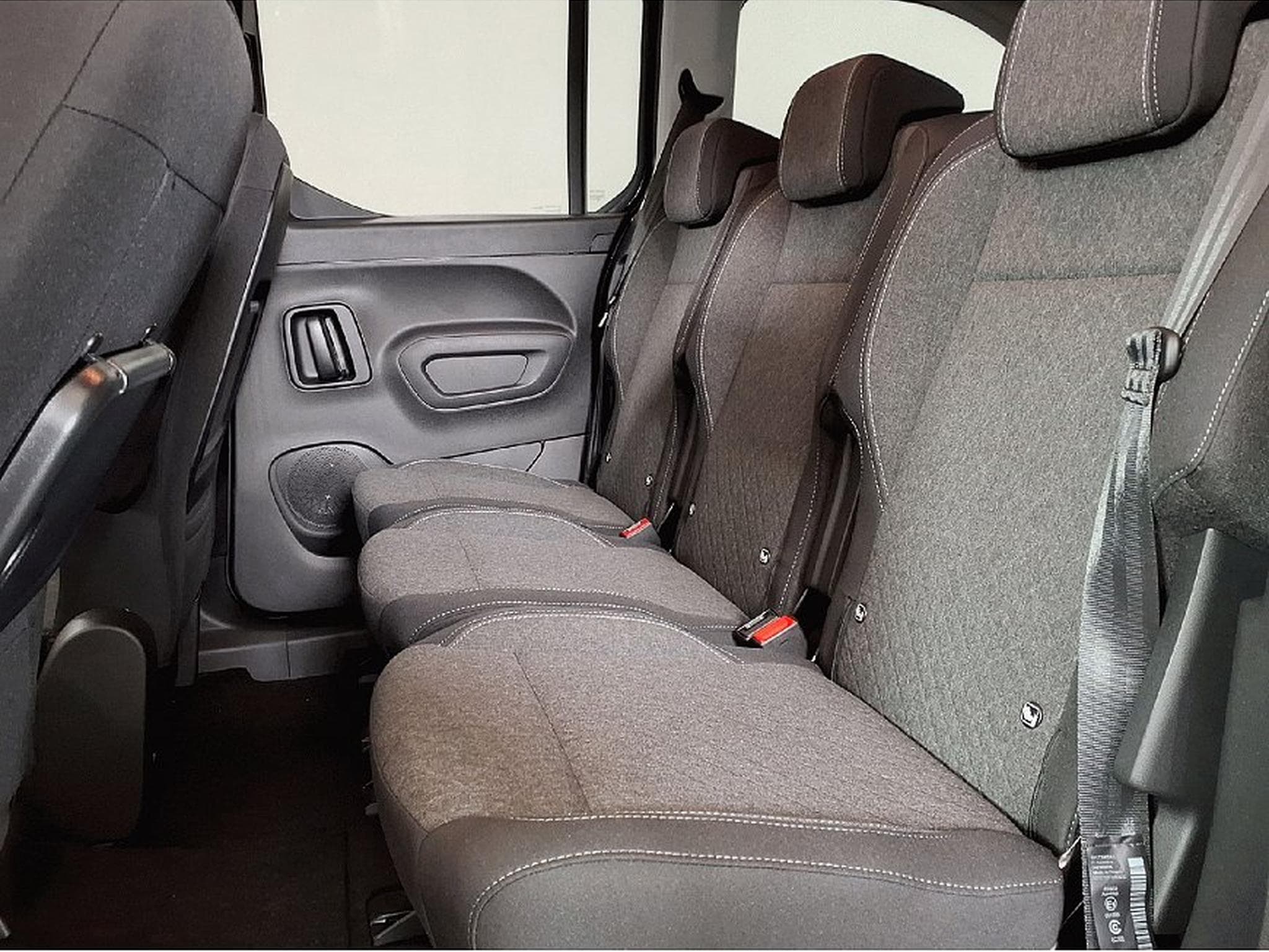 Opel Combo (2026) - Photo 10