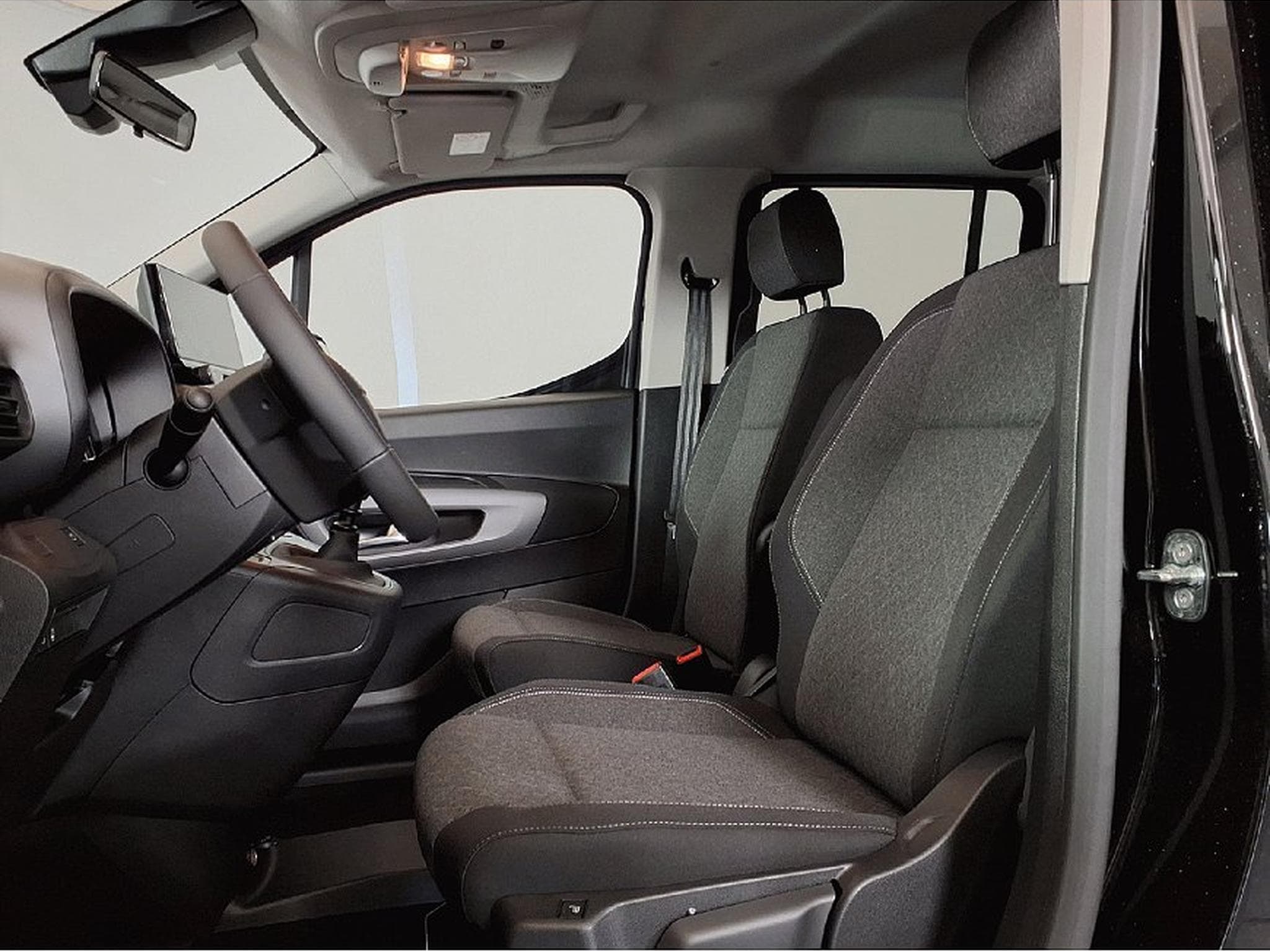 Opel Combo (2026) - Photo 9