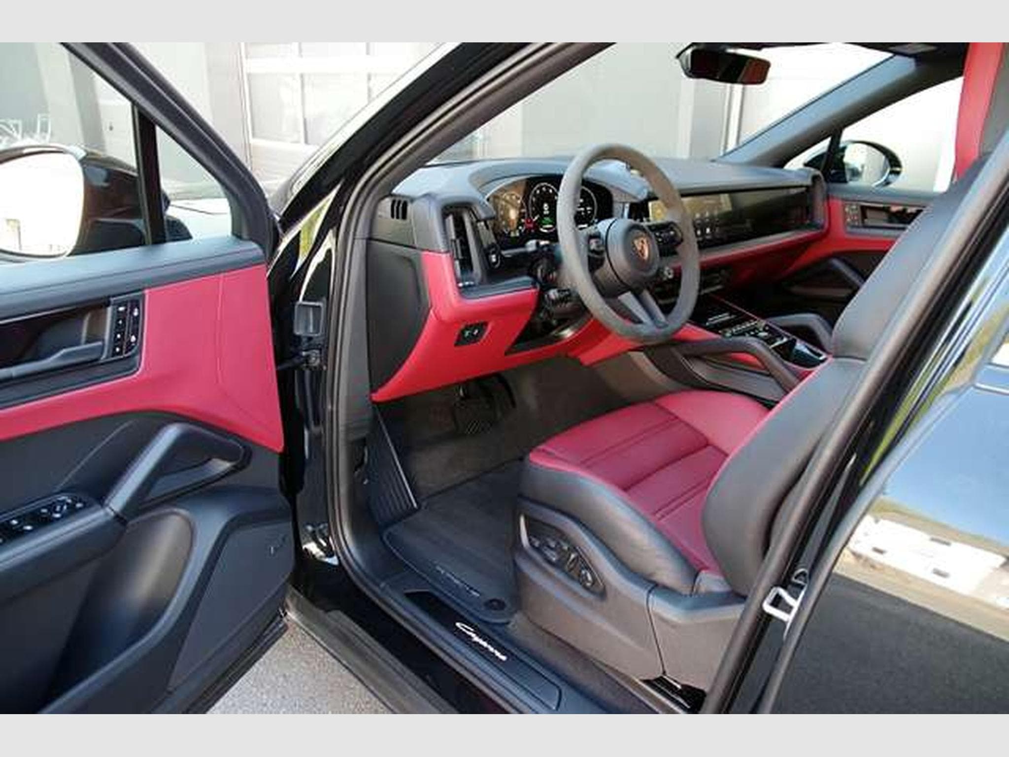 Porsche Cayenne Cayenne Coupe E-Hybrid Black Edition*BFD,18-Wege (2025) - Photo 6