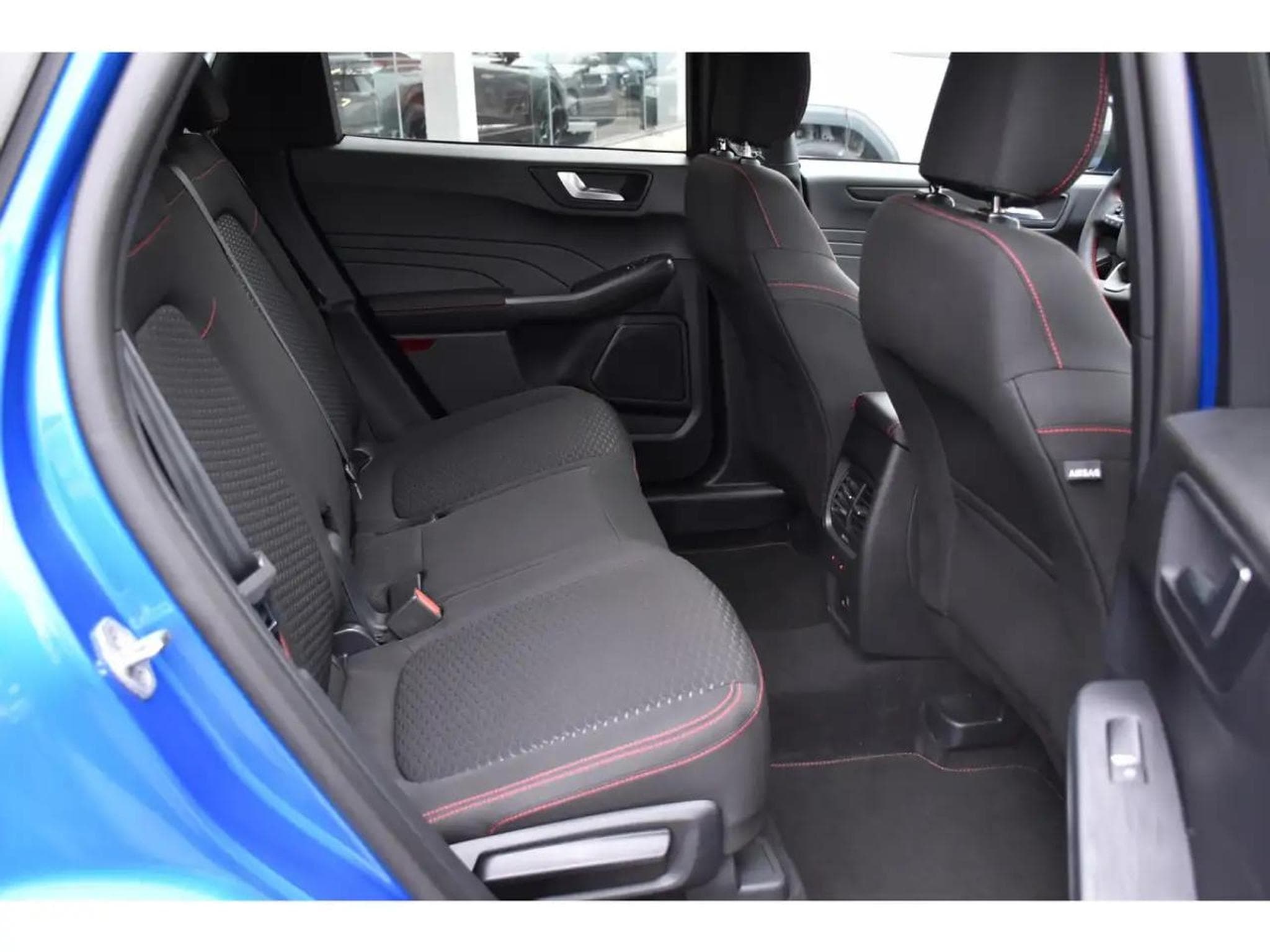 Ford Kuga (2025) - Foto 8