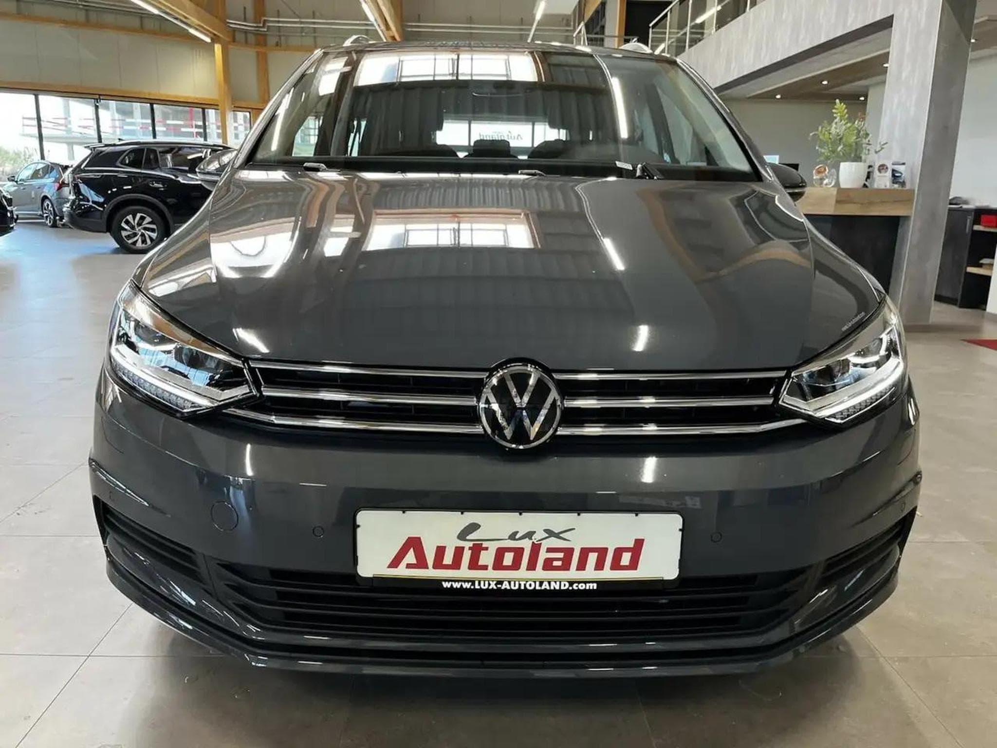 VW Touran (2025) - Photo 20