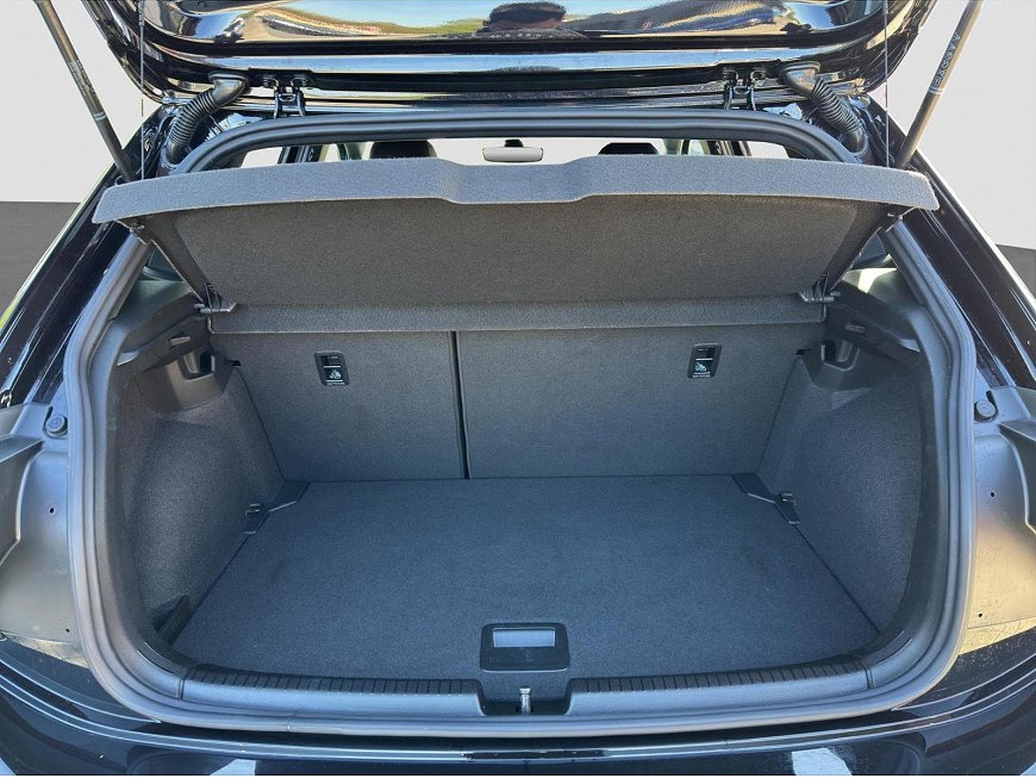 VW Polo (2025) - Photo 21