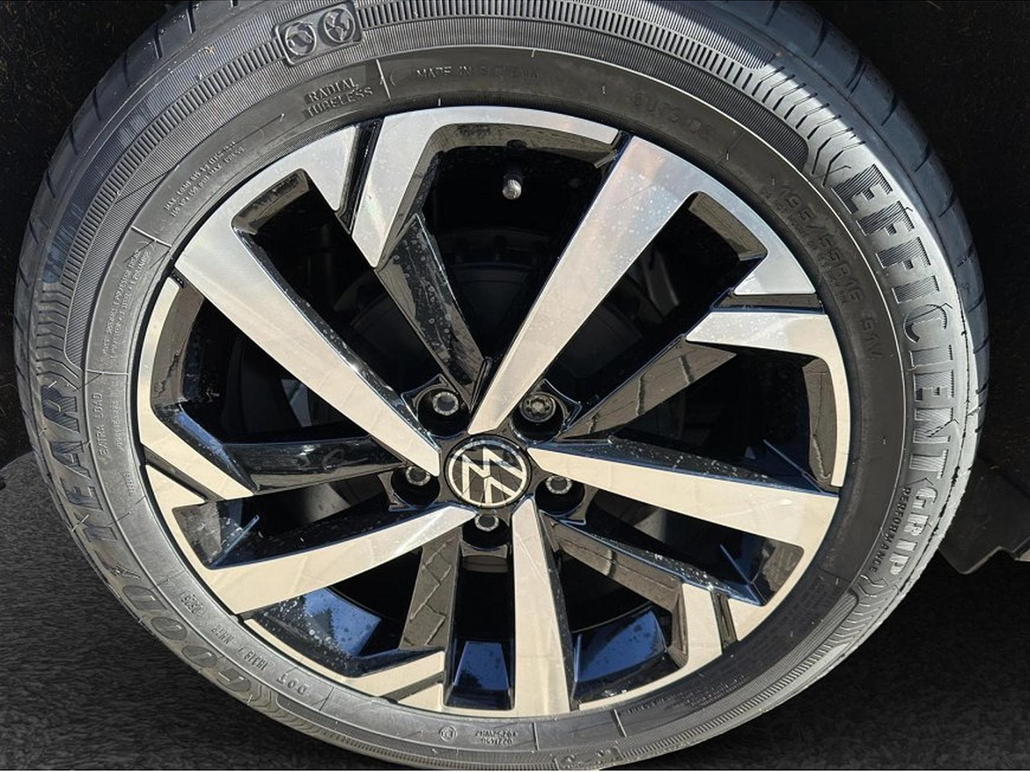 VW Polo (2025) - Photo 23
