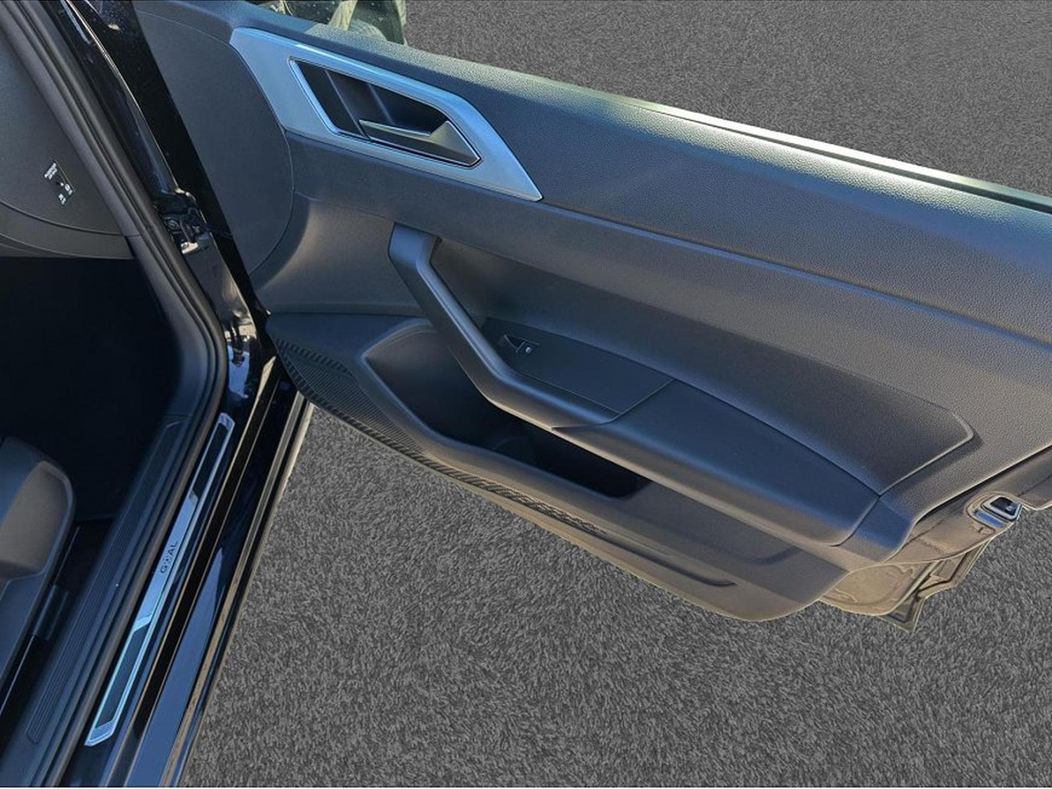 VW Polo (2025) - Photo 25