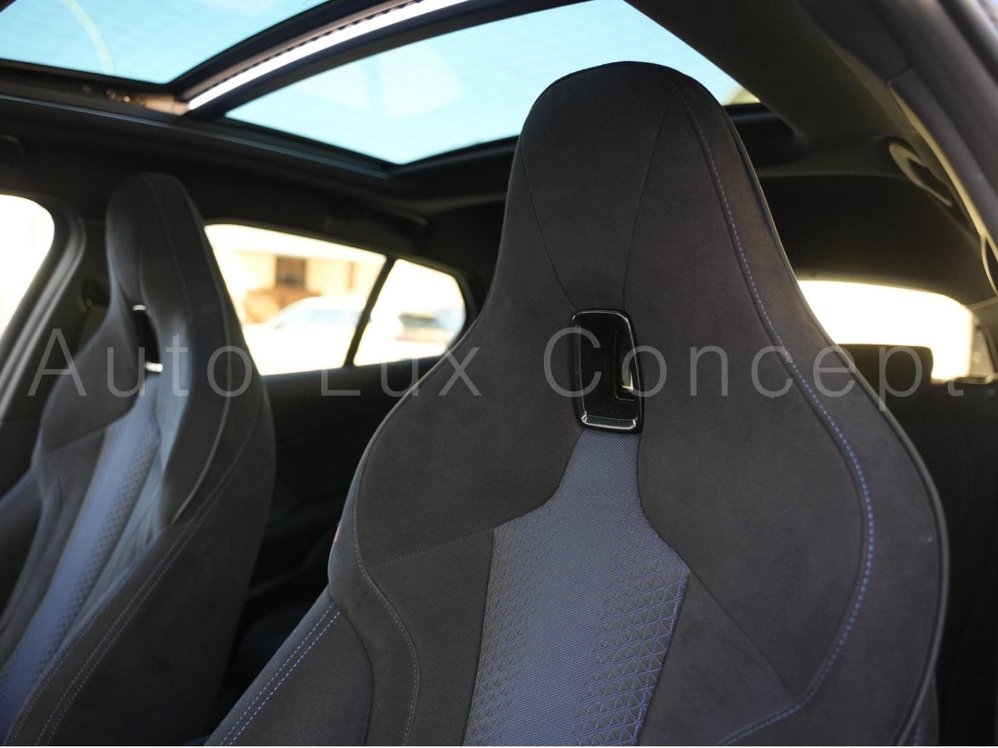 BMW M135 i xDrive Pack M Performance (2020) - Photo 8