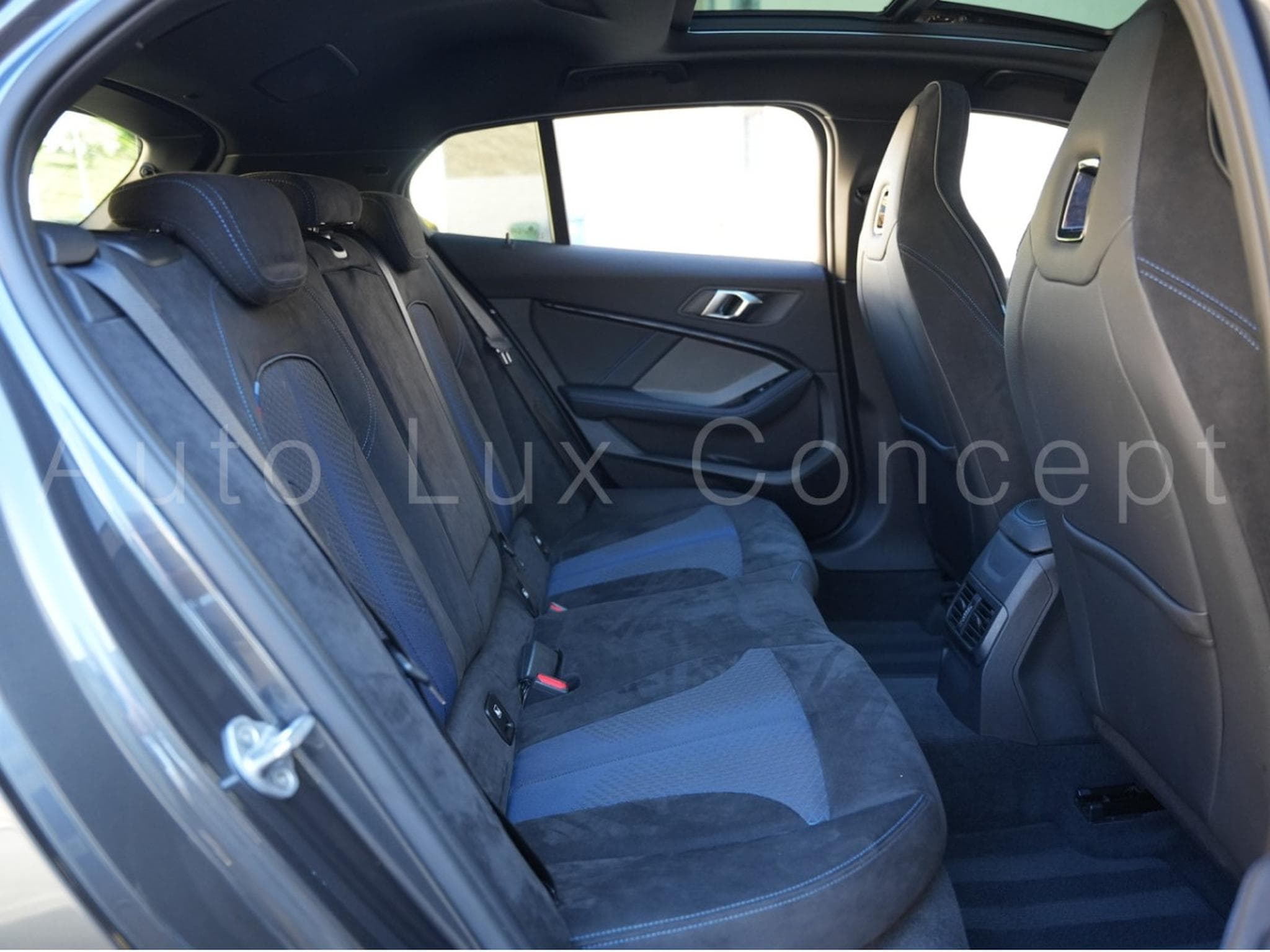 BMW M135 i xDrive Pack M Performance (2020) - Photo 9