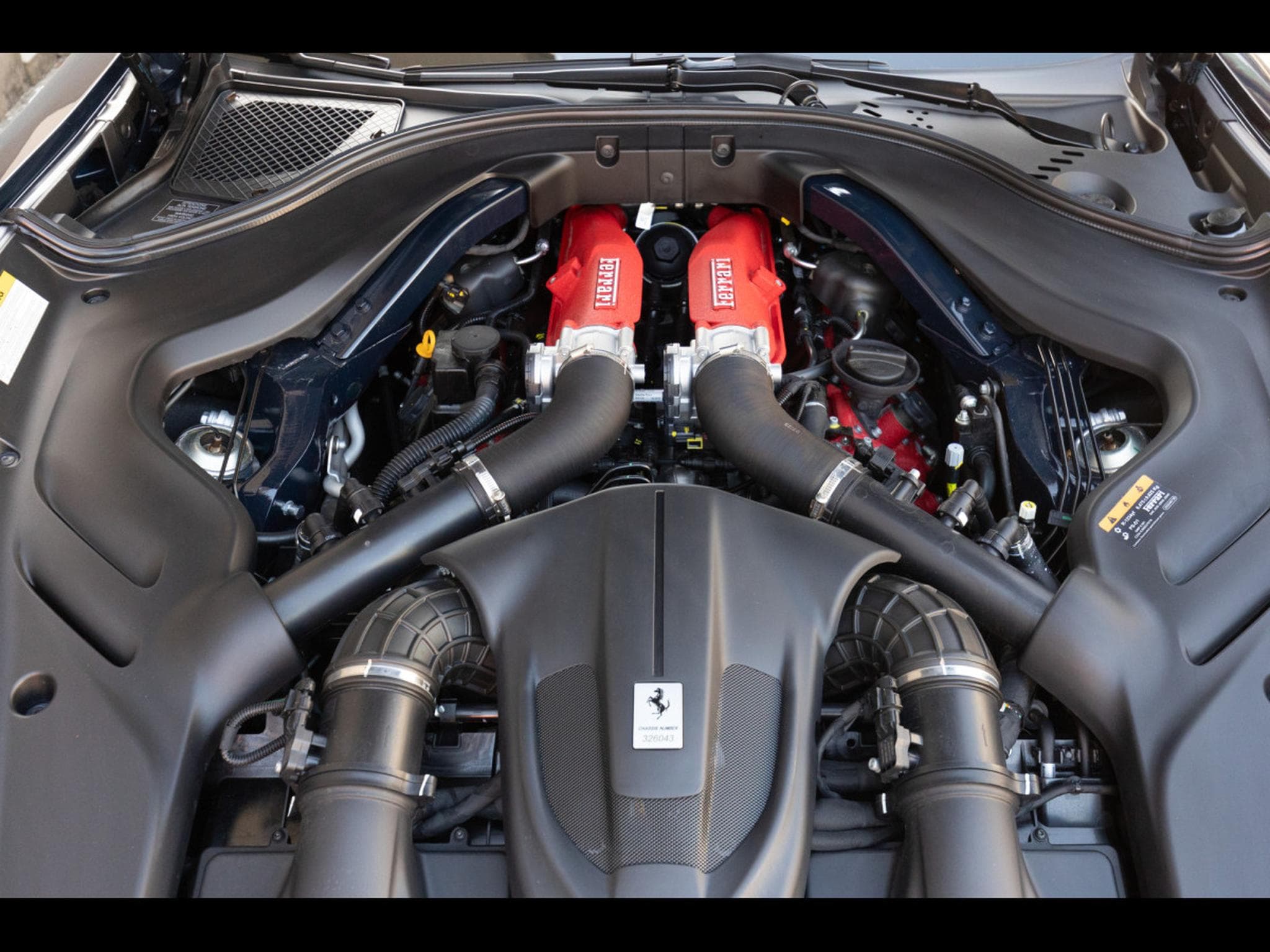 Ferrari Roma SPIDER 3.9 V8 620 - BLU POZZI 520 – FULL PPF (2026) - Foto 19