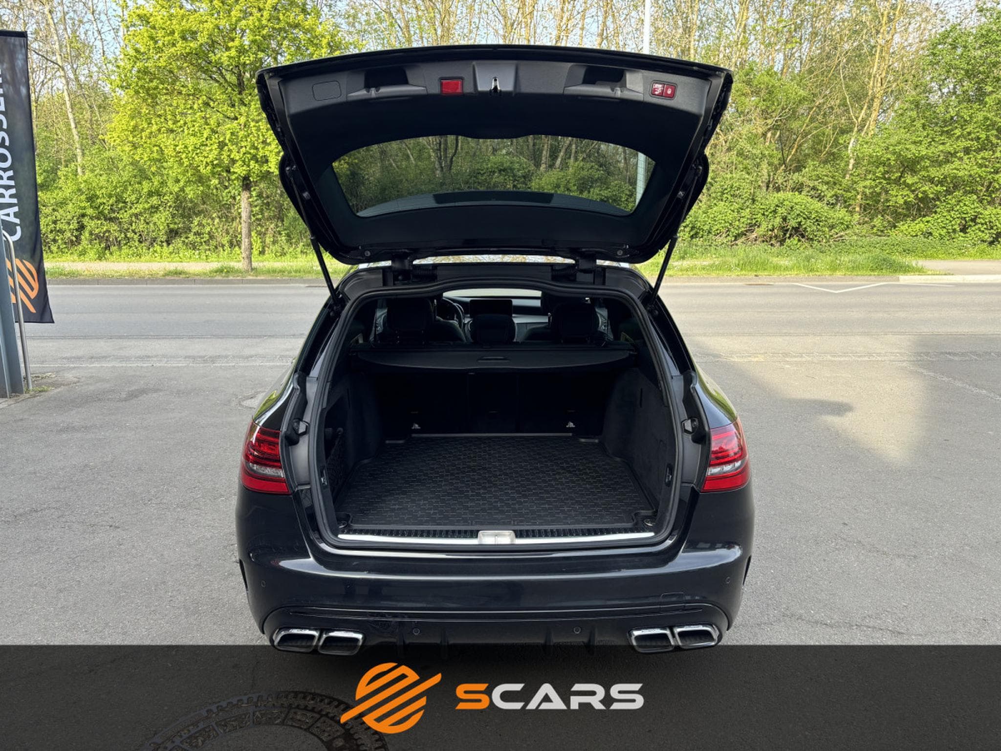 Mercedes C 63 AMG 4.0 Bi-Turbo 476cv FACELIFT (2020) - Foto 11