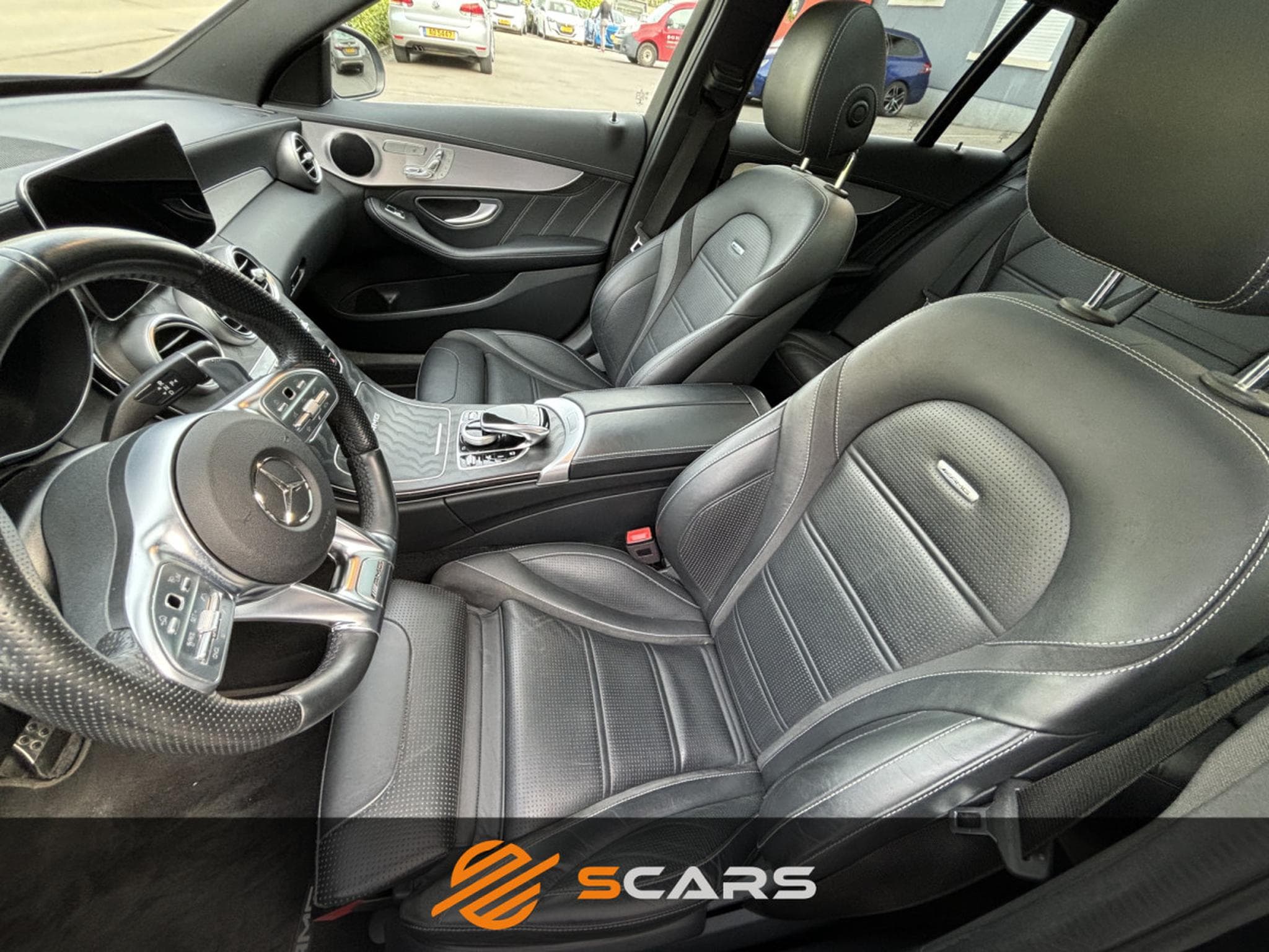 Mercedes C 63 AMG 4.0 Bi-Turbo 476cv FACELIFT (2020) - Foto 13